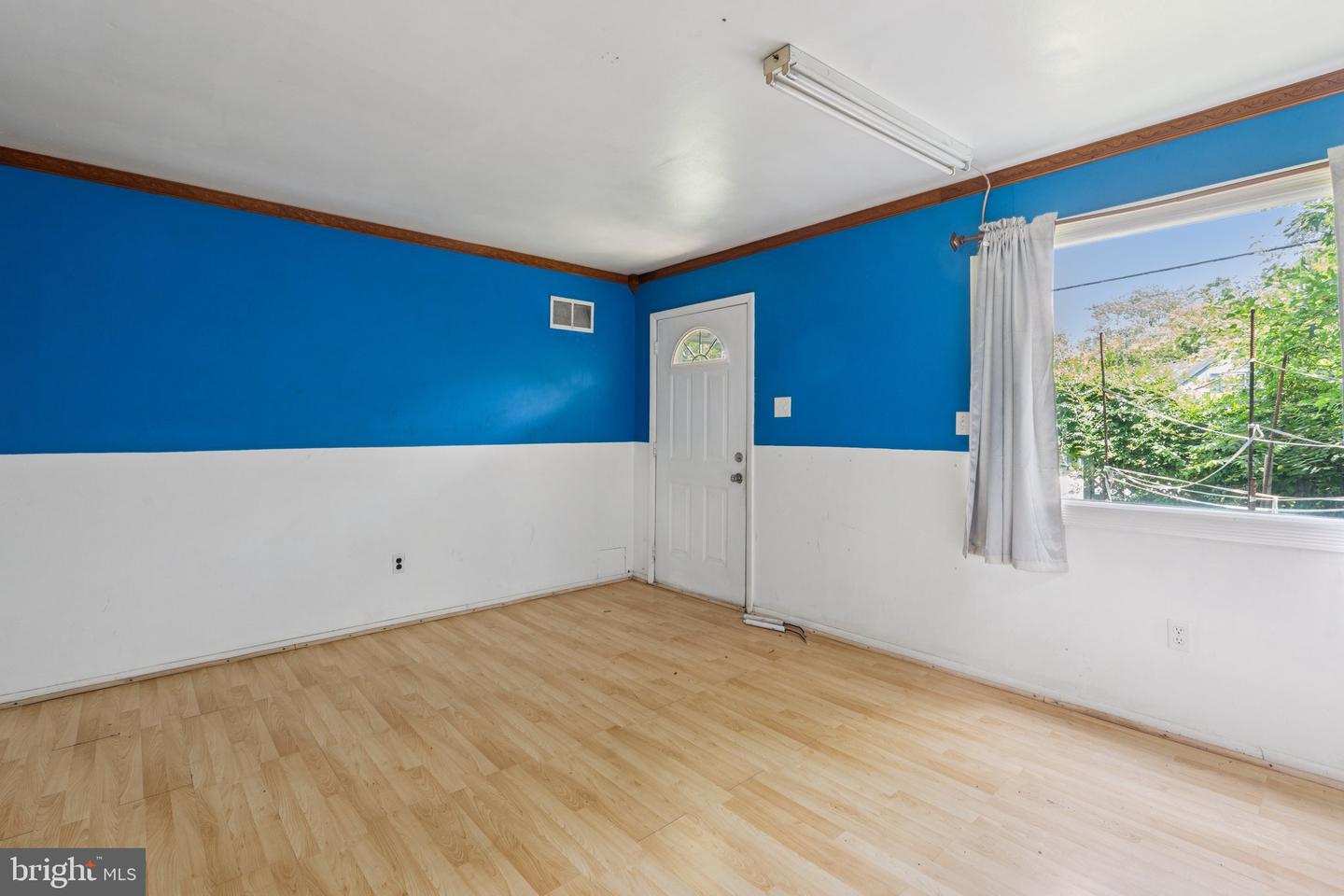 129 BAKER ST, MANASSAS PARK, Virginia 20111, 3 Bedrooms Bedrooms, ,1 BathroomBathrooms,Residential,For sale,129 BAKER ST,VAMP2003126 MLS # VAMP2003126