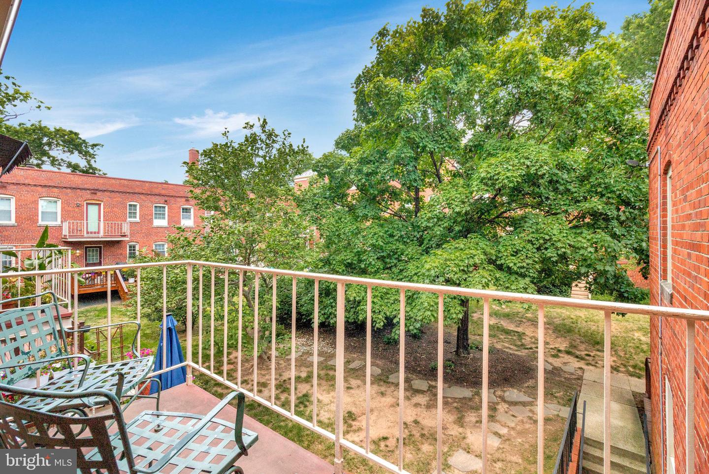 1307 E ABINGDON DR #4, ALEXANDRIA, Virginia 22314, 1 Bedroom Bedrooms, ,1 BathroomBathrooms,Residential,For sale,1307 E ABINGDON DR #4,VAAX2046858 MLS # VAAX2046858