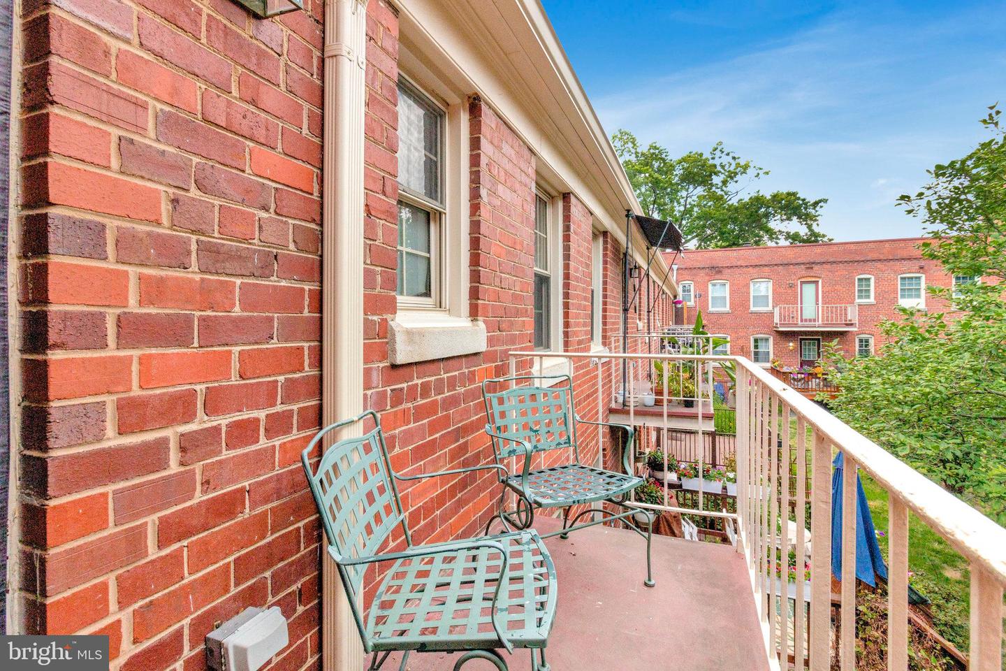 1307 E ABINGDON DR #4, ALEXANDRIA, Virginia 22314, 1 Bedroom Bedrooms, ,1 BathroomBathrooms,Residential,For sale,1307 E ABINGDON DR #4,VAAX2046858 MLS # VAAX2046858