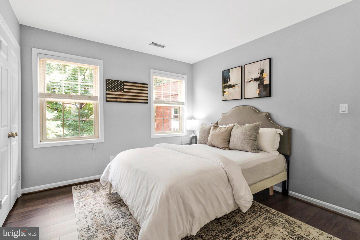 1307 E ABINGDON DR #4, ALEXANDRIA, Virginia 22314, 1 Bedroom Bedrooms, ,1 BathroomBathrooms,Residential,For sale,1307 E ABINGDON DR #4,VAAX2046858 MLS # VAAX2046858