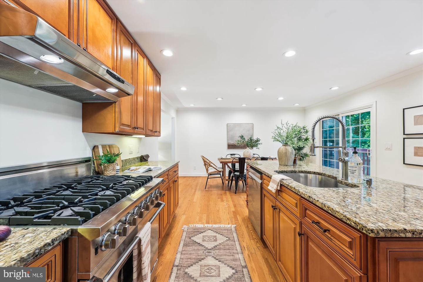 8407 BREWSTER DR, ALEXANDRIA, Virginia 22308, 6 Bedrooms Bedrooms, ,4 BathroomsBathrooms,Residential,For sale,8407 BREWSTER DR,VAFX2249710 MLS # VAFX2249710