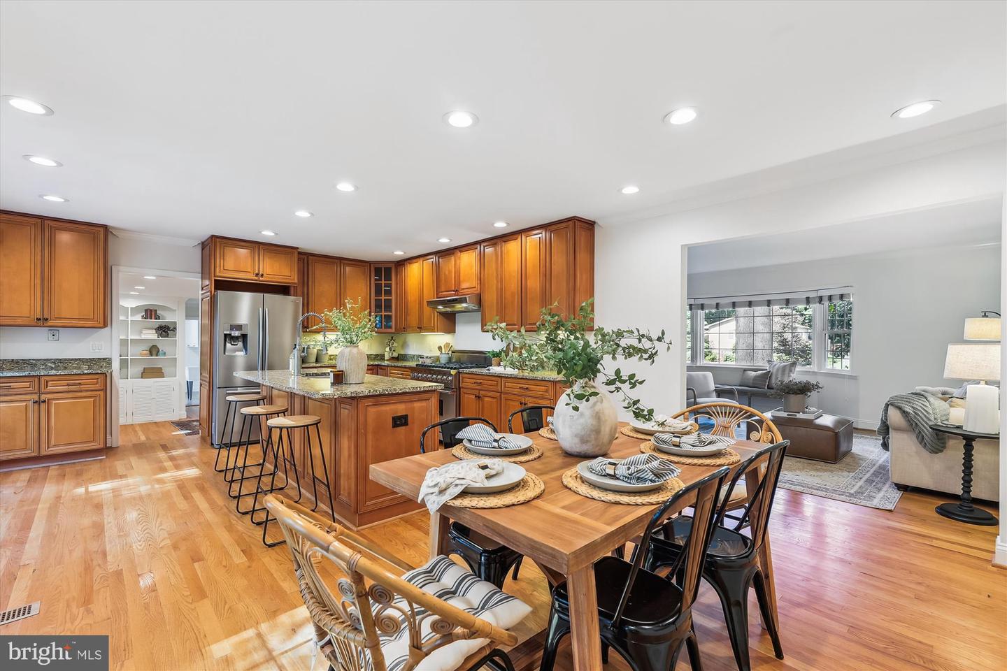8407 BREWSTER DR, ALEXANDRIA, Virginia 22308, 6 Bedrooms Bedrooms, ,4 BathroomsBathrooms,Residential,For sale,8407 BREWSTER DR,VAFX2249710 MLS # VAFX2249710