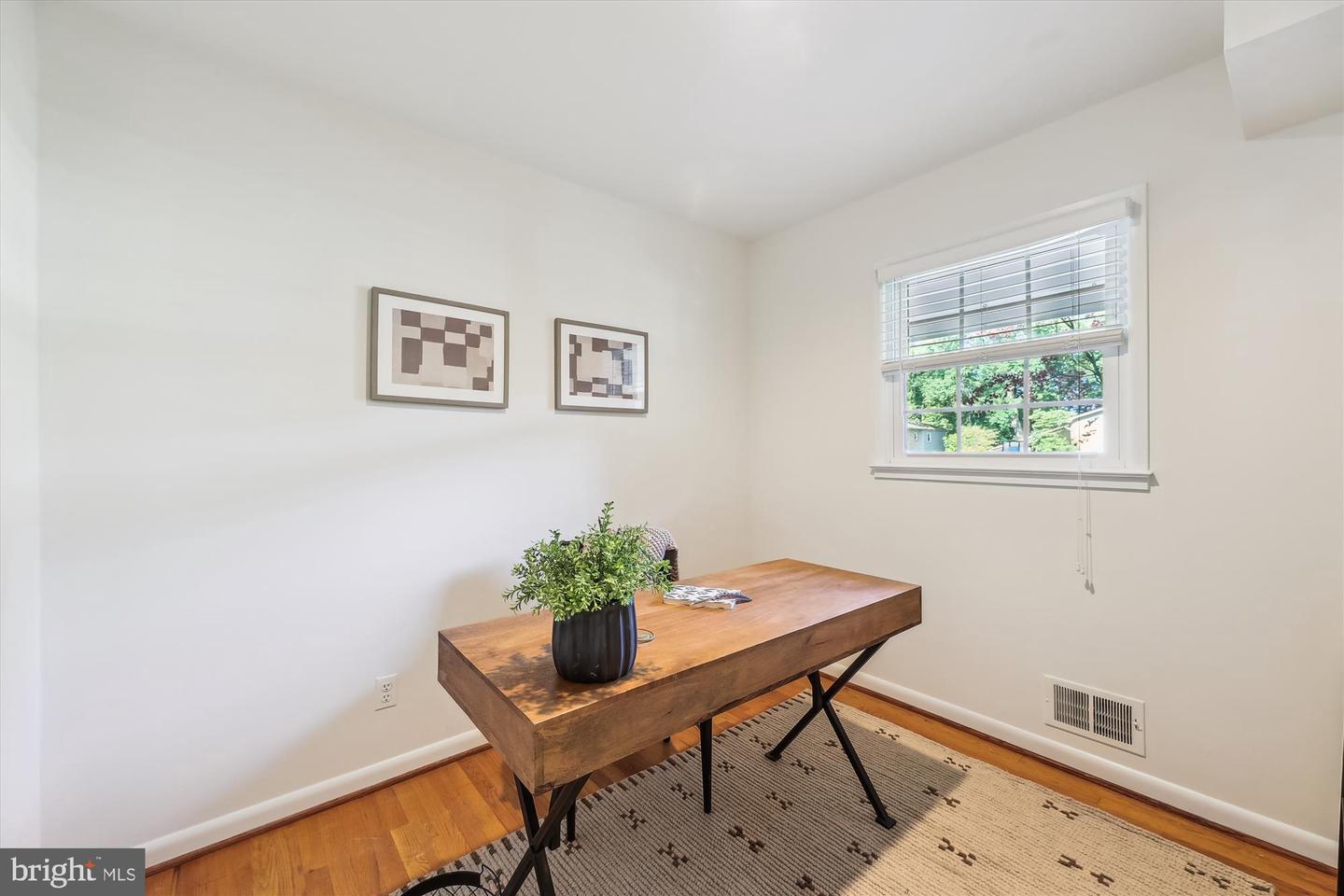 8407 BREWSTER DR, ALEXANDRIA, Virginia 22308, 6 Bedrooms Bedrooms, ,4 BathroomsBathrooms,Residential,For sale,8407 BREWSTER DR,VAFX2249710 MLS # VAFX2249710