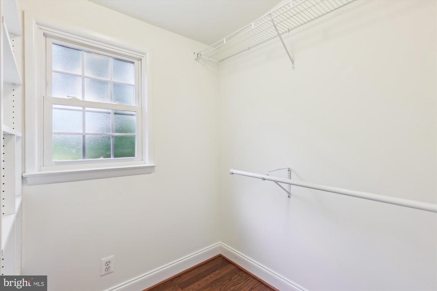 8407 BREWSTER DR, ALEXANDRIA, Virginia 22308, 6 Bedrooms Bedrooms, ,4 BathroomsBathrooms,Residential,For sale,8407 BREWSTER DR,VAFX2249710 MLS # VAFX2249710