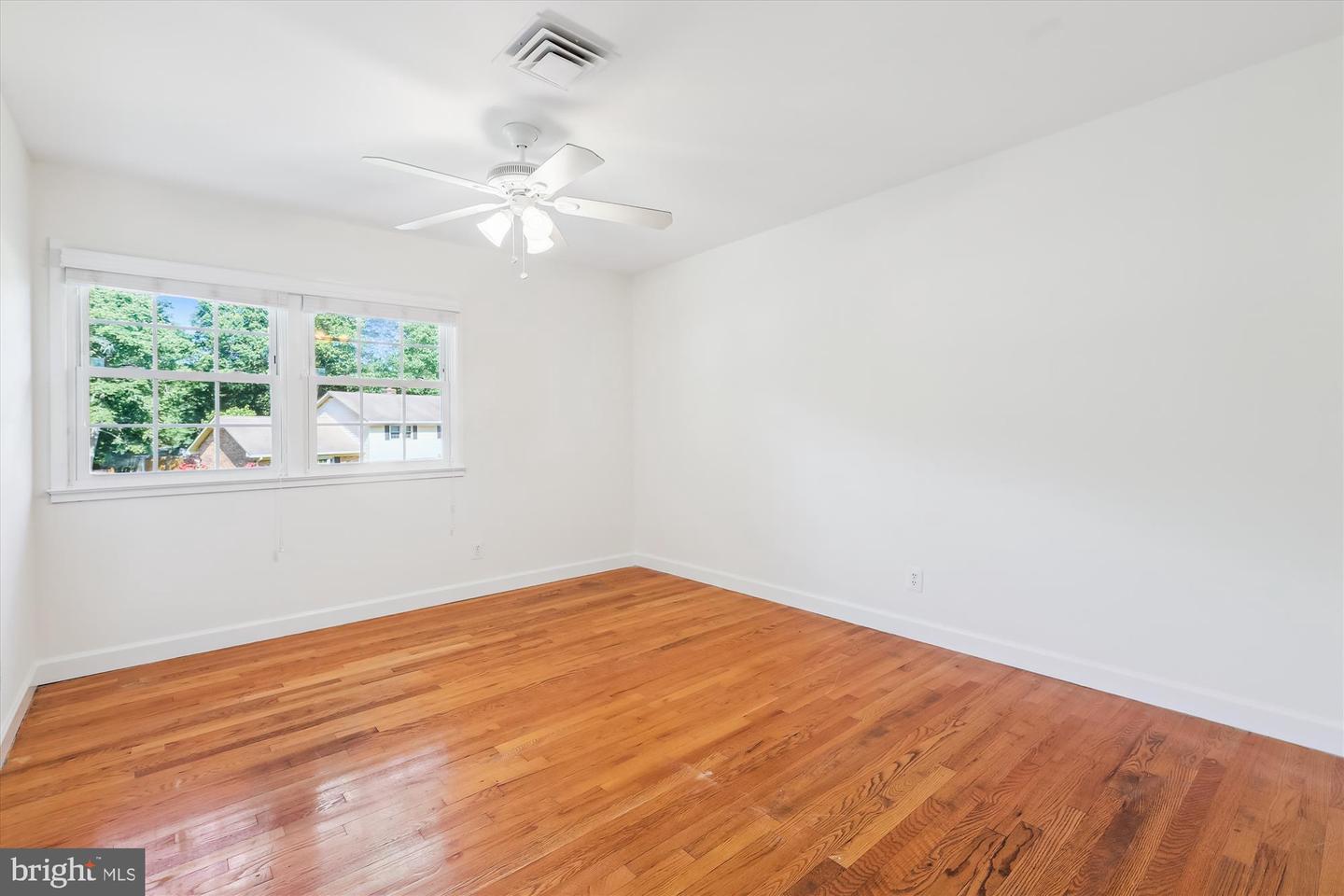 8407 BREWSTER DR, ALEXANDRIA, Virginia 22308, 6 Bedrooms Bedrooms, ,4 BathroomsBathrooms,Residential,For sale,8407 BREWSTER DR,VAFX2249710 MLS # VAFX2249710