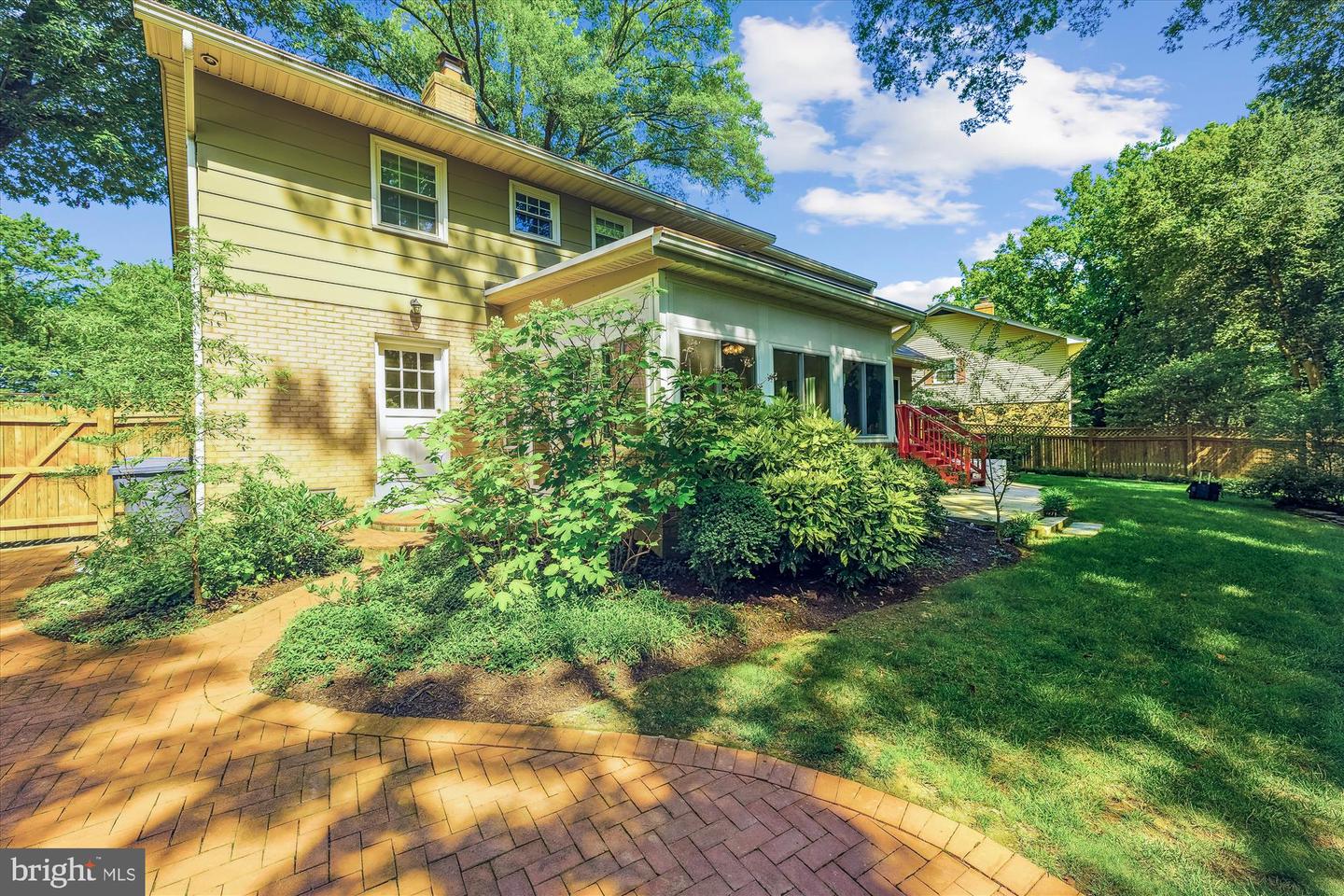 8407 BREWSTER DR, ALEXANDRIA, Virginia 22308, 6 Bedrooms Bedrooms, ,4 BathroomsBathrooms,Residential,For sale,8407 BREWSTER DR,VAFX2249710 MLS # VAFX2249710
