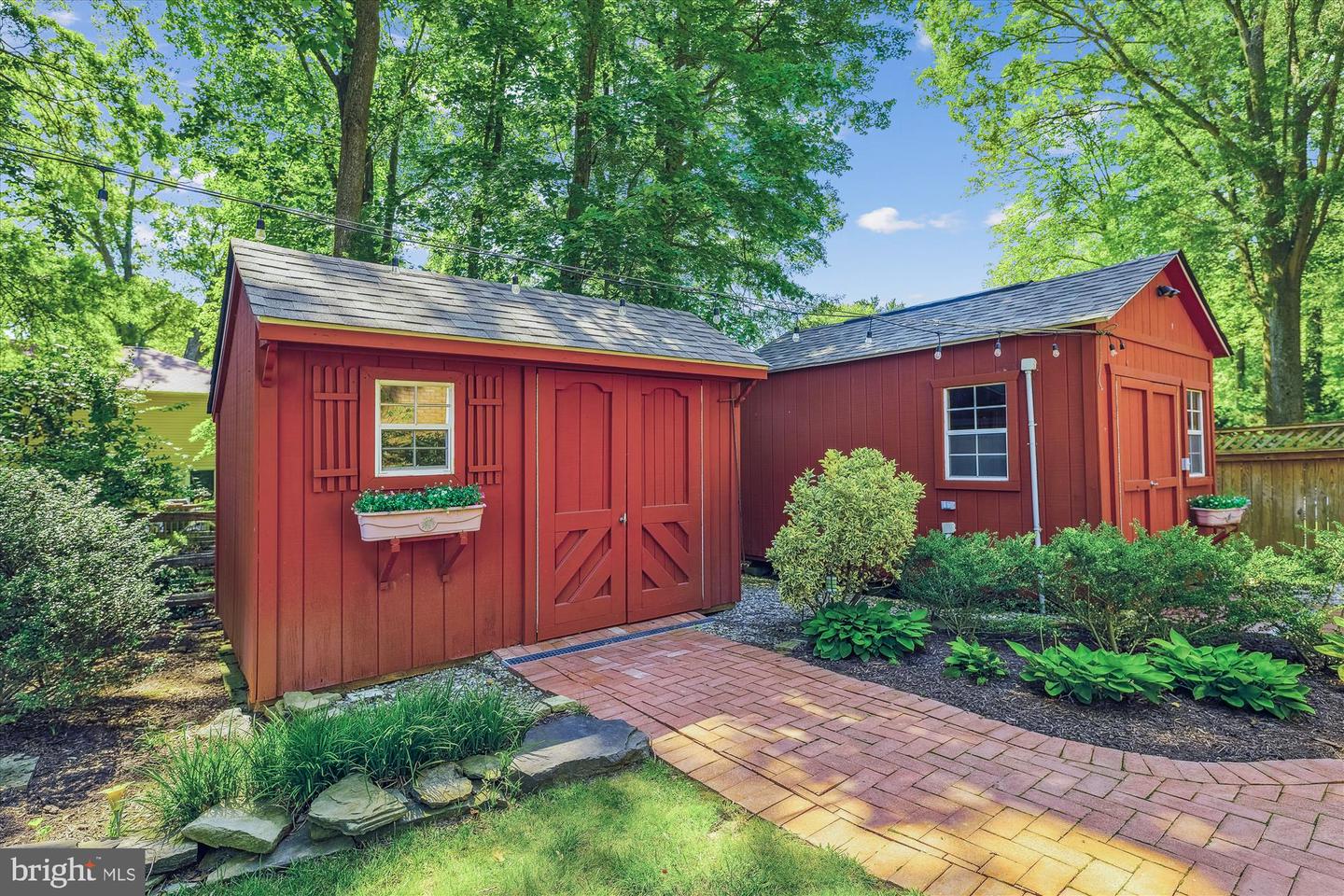 8407 BREWSTER DR, ALEXANDRIA, Virginia 22308, 6 Bedrooms Bedrooms, ,4 BathroomsBathrooms,Residential,For sale,8407 BREWSTER DR,VAFX2249710 MLS # VAFX2249710