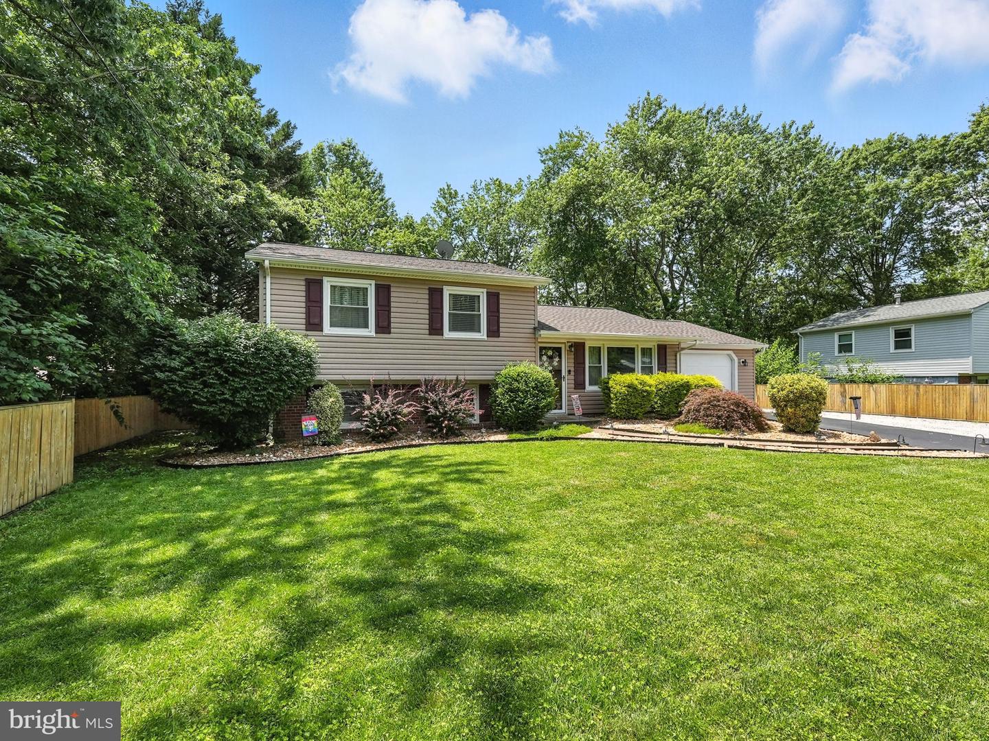 8210 ACKLEY ST, ALEXANDRIA, Virginia 22309, 4 Bedrooms Bedrooms, ,2 BathroomsBathrooms,Residential,For sale,8210 ACKLEY ST,VAFX2249846 MLS # VAFX2249846