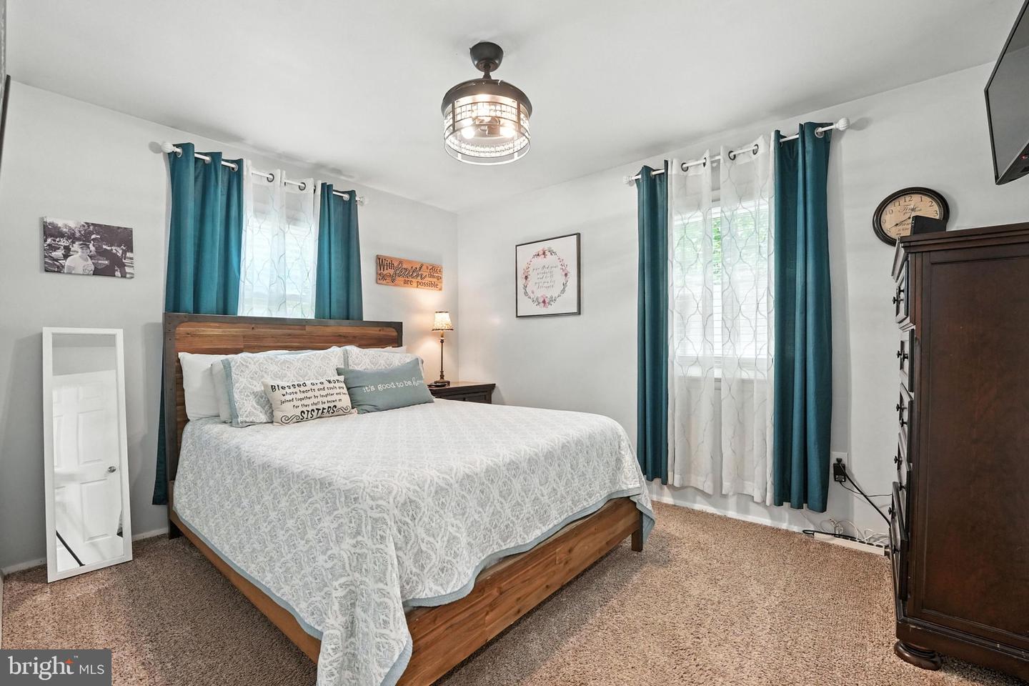 8210 ACKLEY ST, ALEXANDRIA, Virginia 22309, 4 Bedrooms Bedrooms, ,2 BathroomsBathrooms,Residential,For sale,8210 ACKLEY ST,VAFX2249846 MLS # VAFX2249846