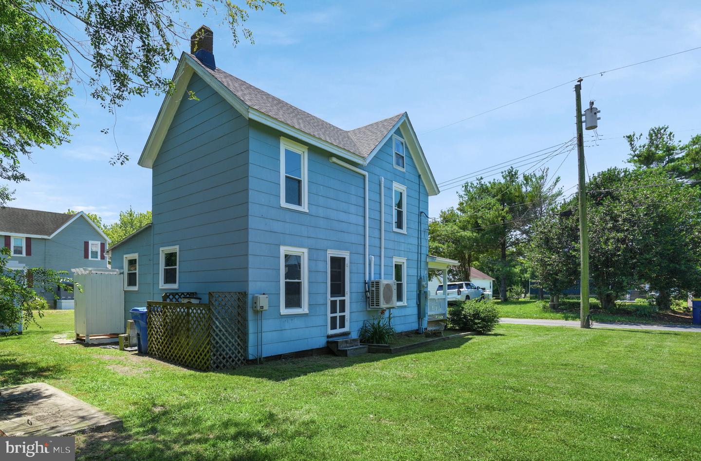 6033 LEWIS ST, CHINCOTEAGUE ISLAND, Virginia 23336, 3 Bedrooms Bedrooms, ,1 BathroomBathrooms,Residential,For sale,6033 LEWIS ST,VAAC2001972 MLS # VAAC2001972