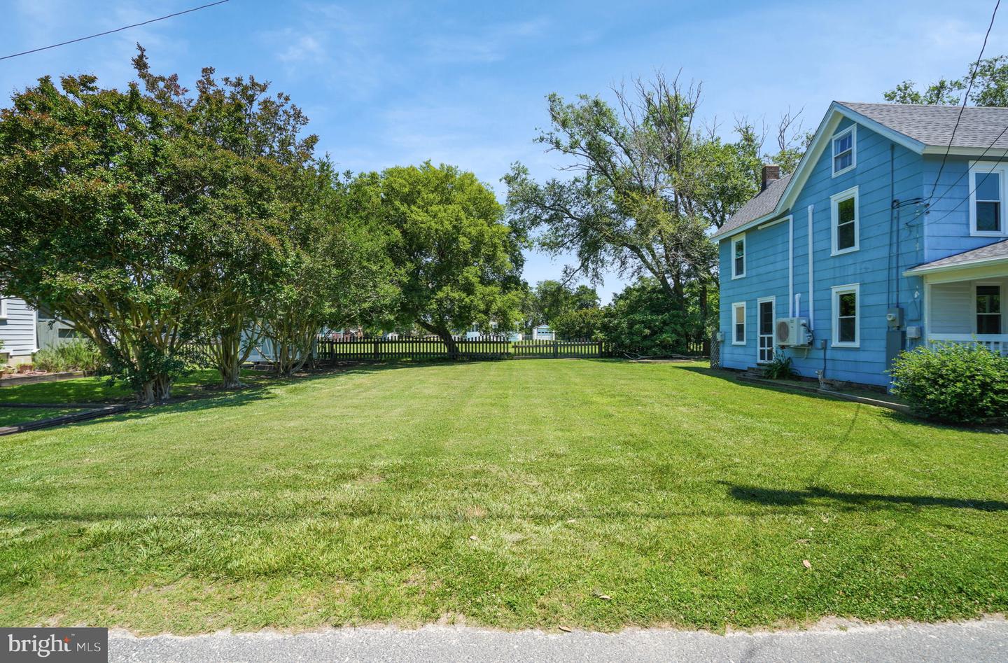 6033 LEWIS ST, CHINCOTEAGUE ISLAND, Virginia 23336, 3 Bedrooms Bedrooms, ,1 BathroomBathrooms,Residential,For sale,6033 LEWIS ST,VAAC2001972 MLS # VAAC2001972