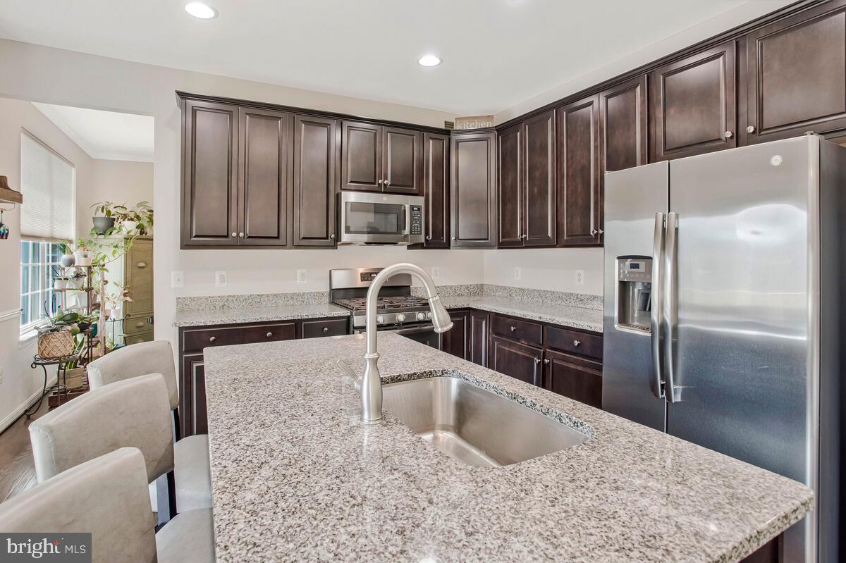 15801 AERIAL VIEW RD, WOODBRIDGE, Virginia 22193, 4 Bedrooms Bedrooms, ,3 BathroomsBathrooms,Residential,For sale,15801 AERIAL VIEW RD,VAPW2097768 MLS # VAPW2097768