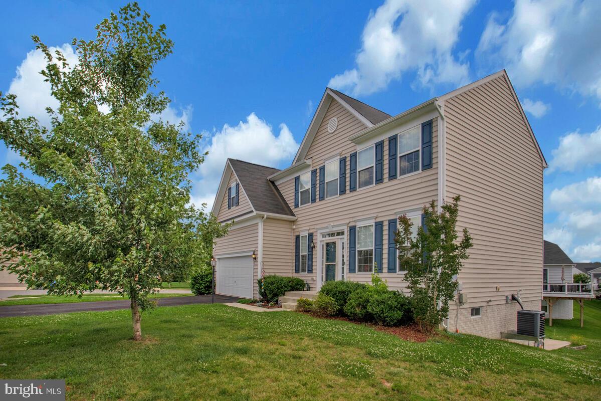15801 AERIAL VIEW RD, WOODBRIDGE, Virginia 22193, 4 Bedrooms Bedrooms, ,3 BathroomsBathrooms,Residential,For sale,15801 AERIAL VIEW RD,VAPW2097768 MLS # VAPW2097768