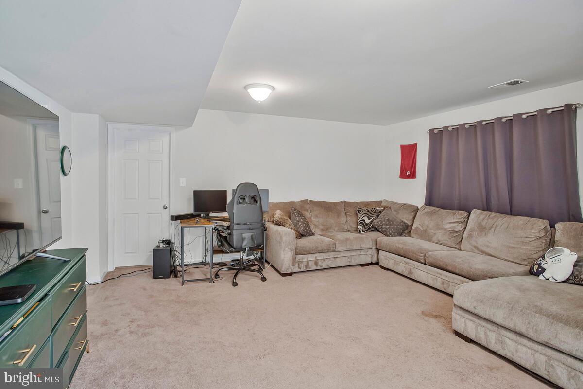 15801 AERIAL VIEW RD, WOODBRIDGE, Virginia 22193, 4 Bedrooms Bedrooms, ,3 BathroomsBathrooms,Residential,For sale,15801 AERIAL VIEW RD,VAPW2097768 MLS # VAPW2097768