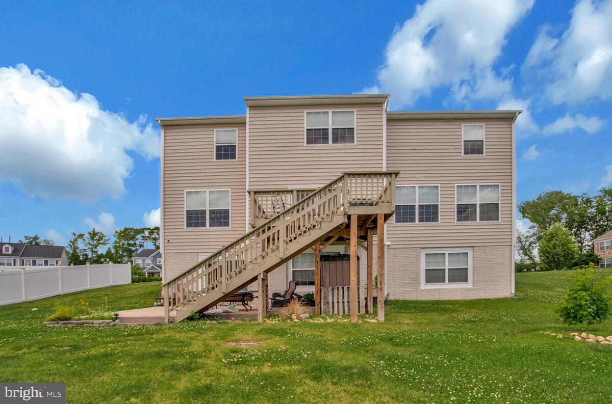 15801 AERIAL VIEW RD, WOODBRIDGE, Virginia 22193, 4 Bedrooms Bedrooms, ,3 BathroomsBathrooms,Residential,For sale,15801 AERIAL VIEW RD,VAPW2097768 MLS # VAPW2097768