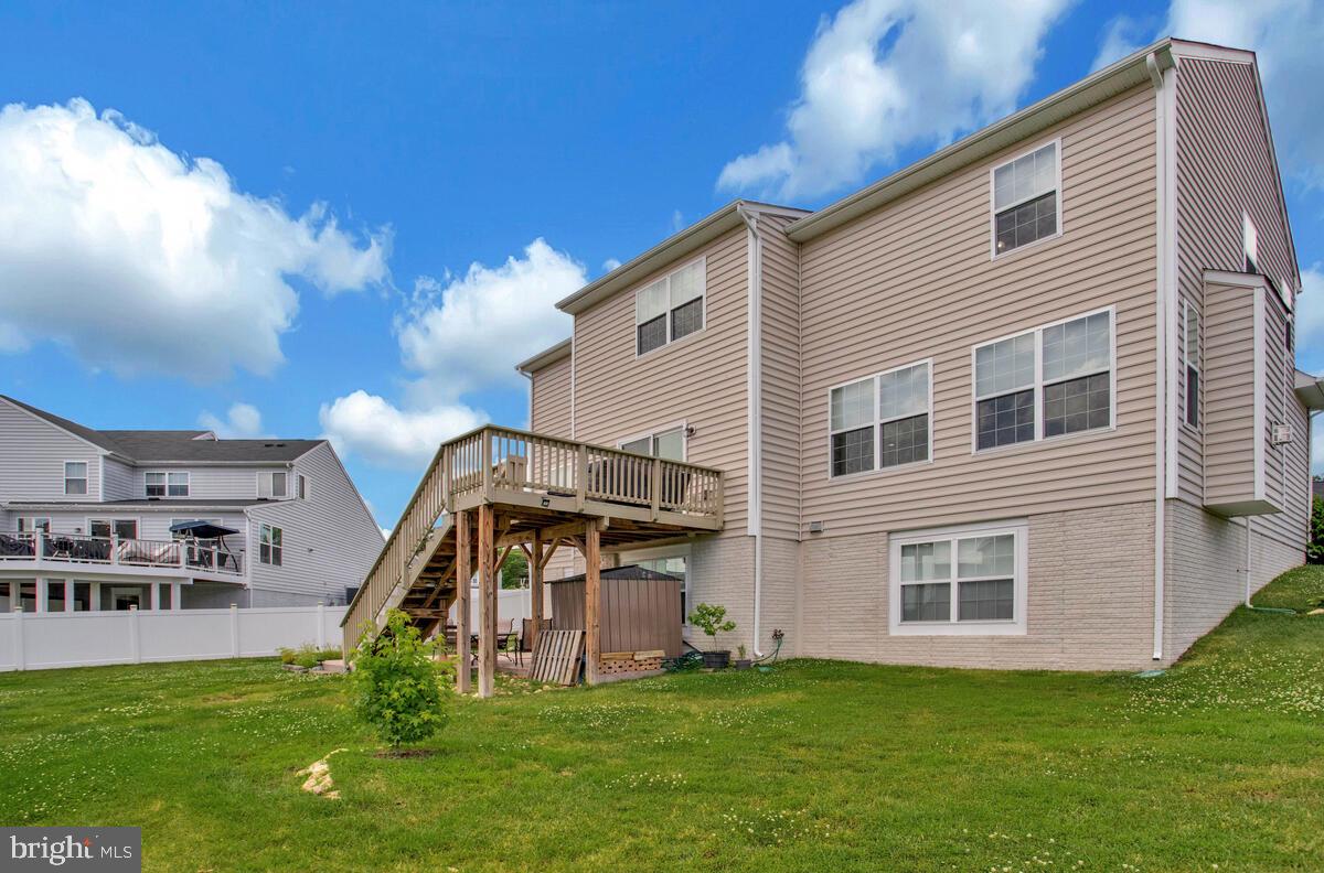 15801 AERIAL VIEW RD, WOODBRIDGE, Virginia 22193, 4 Bedrooms Bedrooms, ,3 BathroomsBathrooms,Residential,For sale,15801 AERIAL VIEW RD,VAPW2097768 MLS # VAPW2097768
