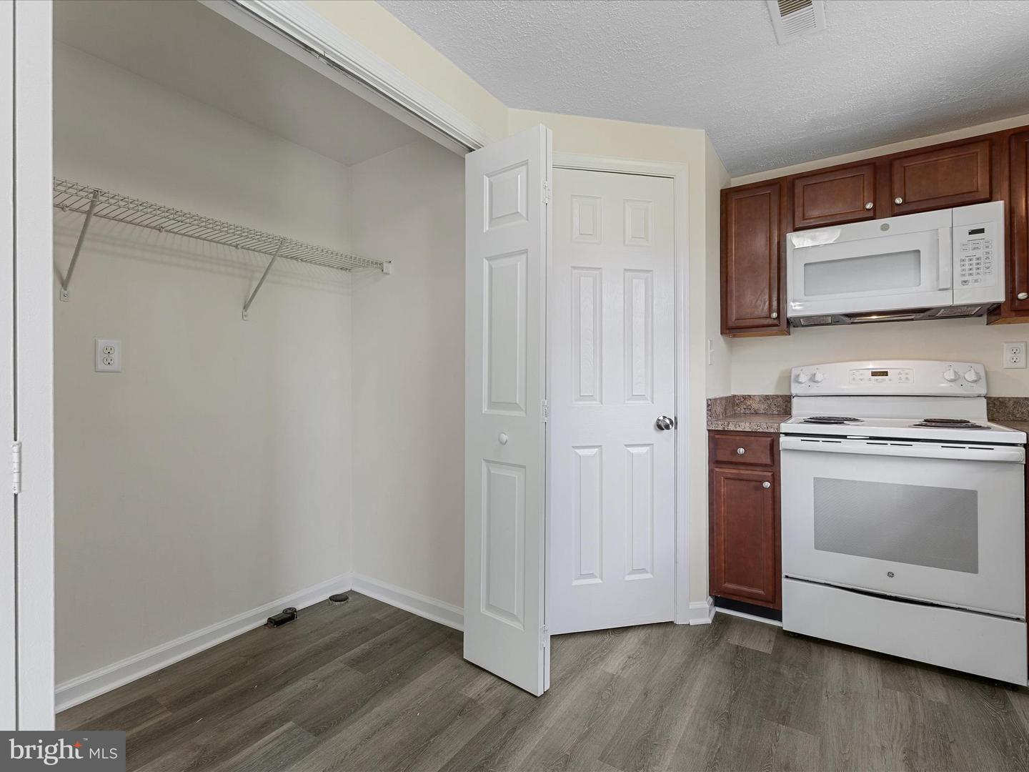 133 COUNTRY PARK DR, WINCHESTER, Virginia 22602, 3 Bedrooms Bedrooms, ,1 BathroomBathrooms,Residential,For sale,133 COUNTRY PARK DR,VAFV2035048 MLS # VAFV2035048
