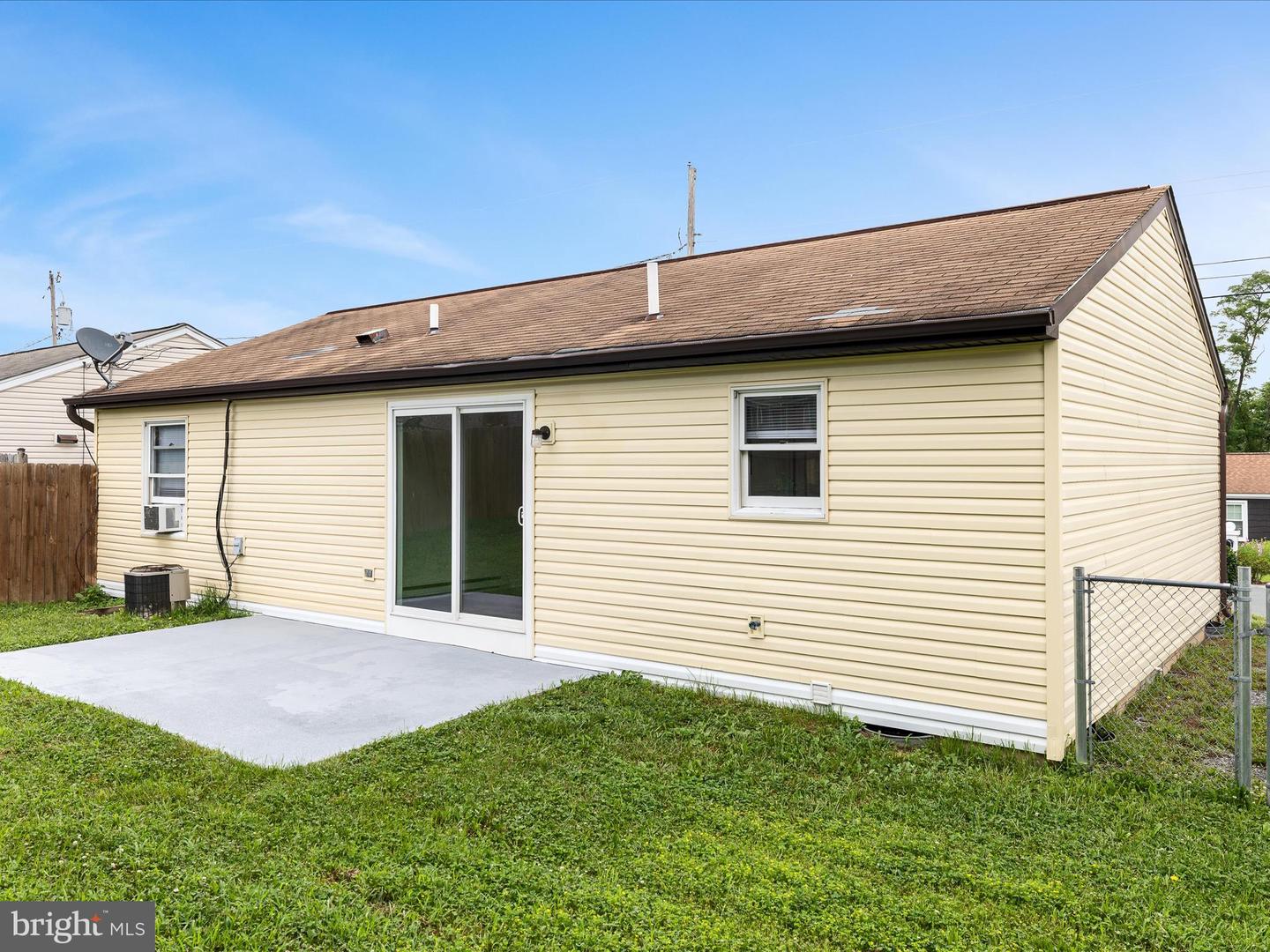 133 COUNTRY PARK DR, WINCHESTER, Virginia 22602, 3 Bedrooms Bedrooms, ,1 BathroomBathrooms,Residential,For sale,133 COUNTRY PARK DR,VAFV2035048 MLS # VAFV2035048