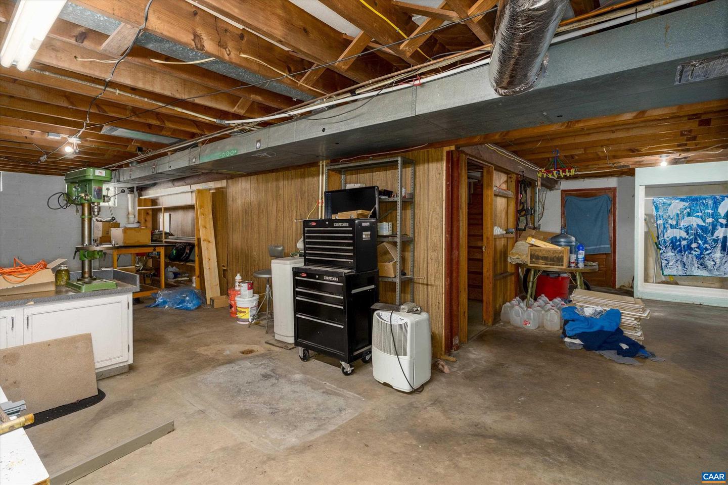 3035 SCOTTSVILLE RD, CHARLOTTESVILLE, Virginia 22902, 2 Bedrooms Bedrooms, ,2 BathroomsBathrooms,Residential,For sale,3035 SCOTTSVILLE RD,666050 MLS # 666050