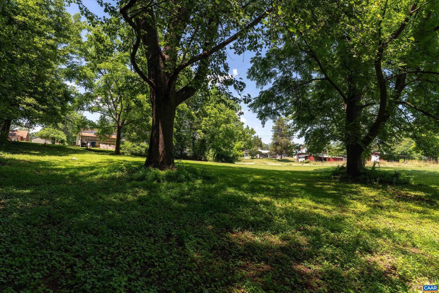 3035 SCOTTSVILLE RD, CHARLOTTESVILLE, Virginia 22902, 2 Bedrooms Bedrooms, ,2 BathroomsBathrooms,Residential,For sale,3035 SCOTTSVILLE RD,666050 MLS # 666050