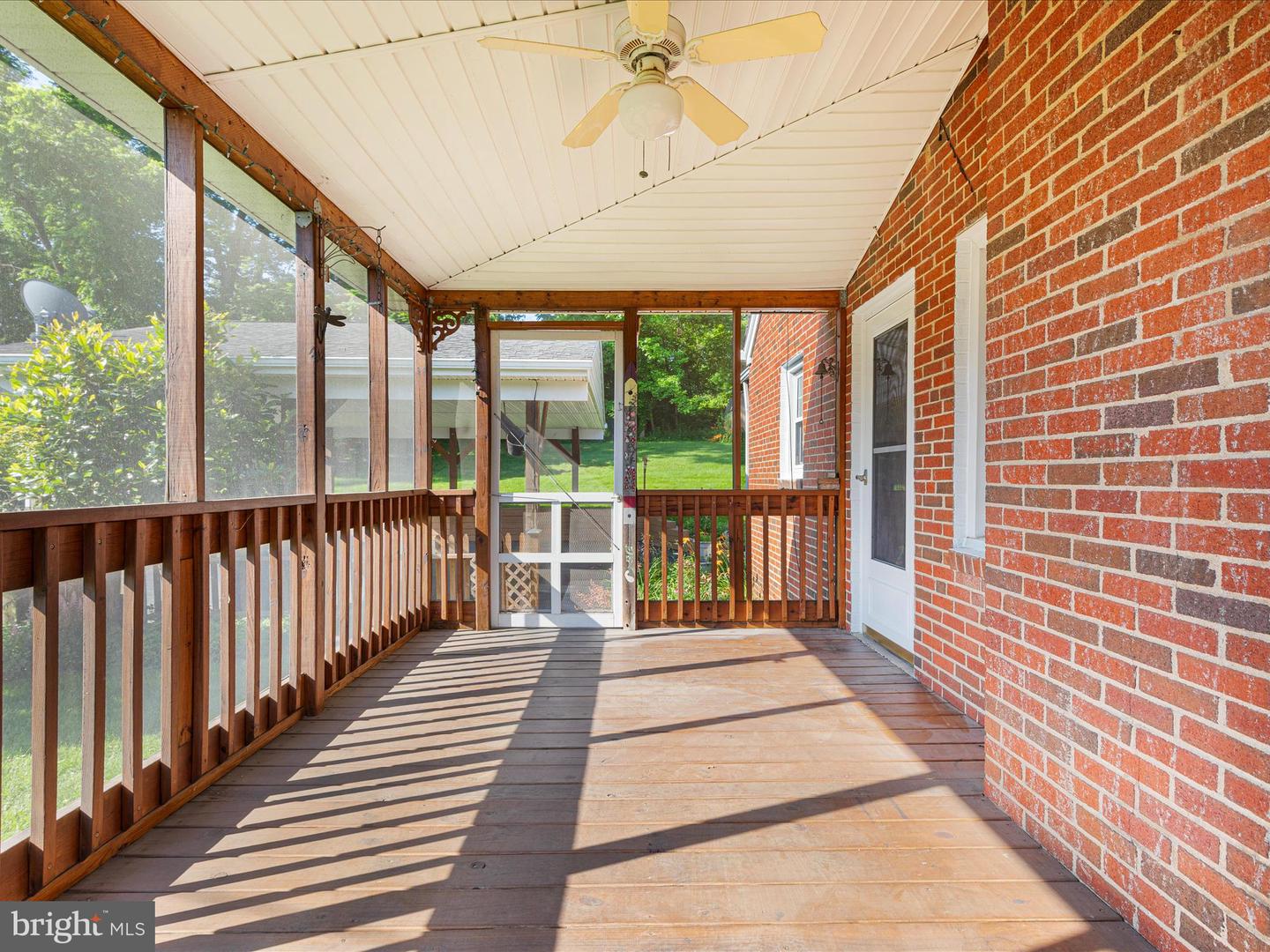 55 W DUCK ST, FRONT ROYAL, Virginia 22630, 3 Bedrooms Bedrooms, ,2 BathroomsBathrooms,Residential,For sale,55 W DUCK ST,VAWR2011562 MLS # VAWR2011562