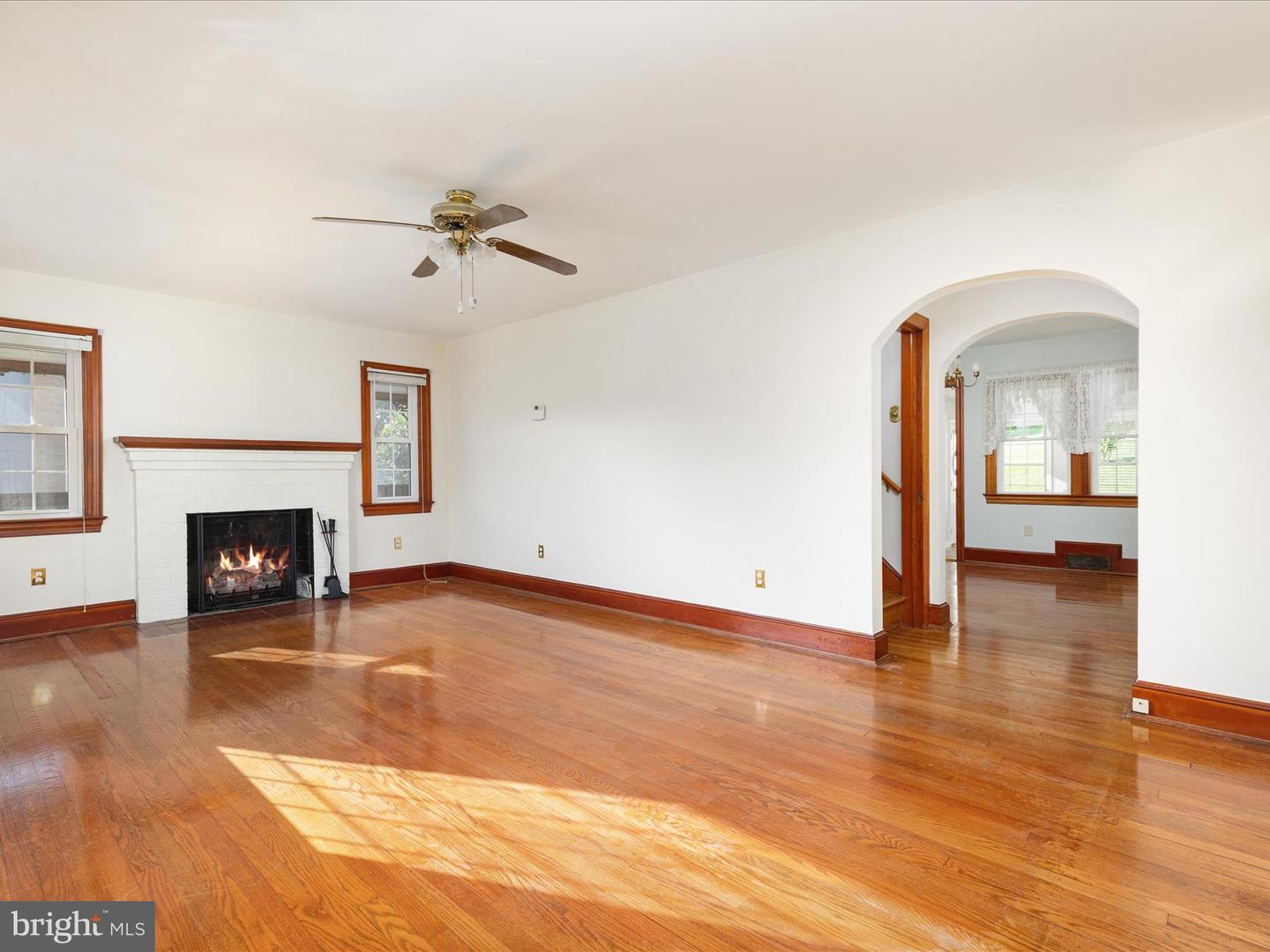 55 W DUCK ST, FRONT ROYAL, Virginia 22630, 3 Bedrooms Bedrooms, ,2 BathroomsBathrooms,Residential,For sale,55 W DUCK ST,VAWR2011562 MLS # VAWR2011562