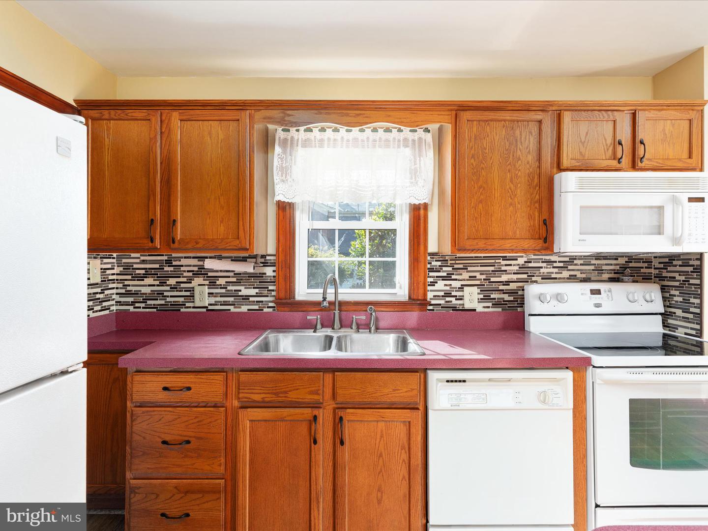 55 W DUCK ST, FRONT ROYAL, Virginia 22630, 3 Bedrooms Bedrooms, ,2 BathroomsBathrooms,Residential,For sale,55 W DUCK ST,VAWR2011562 MLS # VAWR2011562