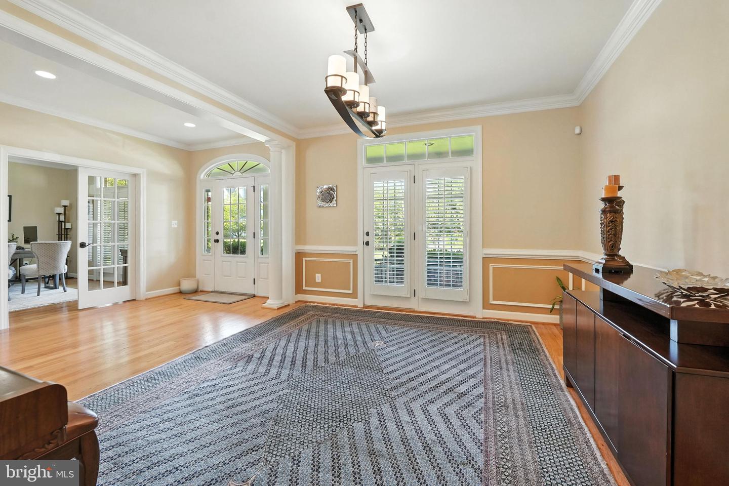 5611 EDGEMONT DR, ALEXANDRIA, Virginia 22310, 6 Bedrooms Bedrooms, ,4 BathroomsBathrooms,Residential,For sale,5611 EDGEMONT DR,VAFX2250464 MLS # VAFX2250464
