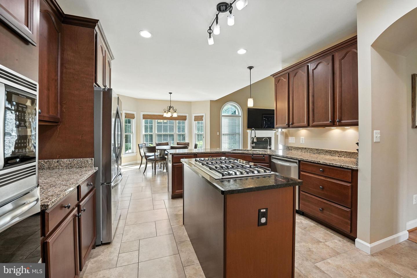 5611 EDGEMONT DR, ALEXANDRIA, Virginia 22310, 6 Bedrooms Bedrooms, ,4 BathroomsBathrooms,Residential,For sale,5611 EDGEMONT DR,VAFX2250464 MLS # VAFX2250464