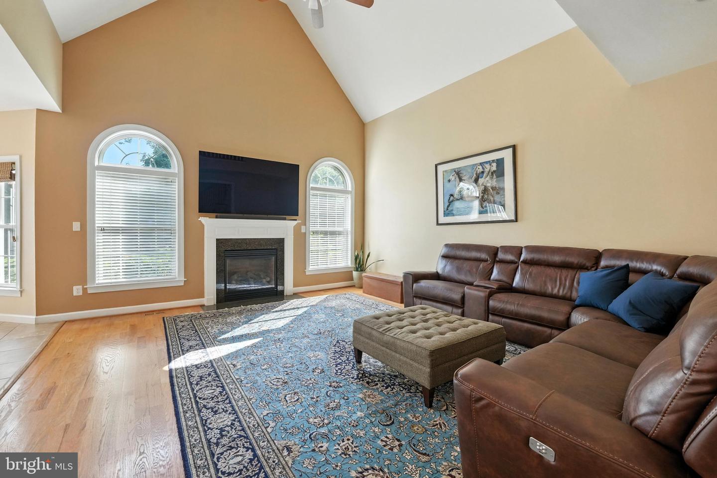 5611 EDGEMONT DR, ALEXANDRIA, Virginia 22310, 6 Bedrooms Bedrooms, ,4 BathroomsBathrooms,Residential,For sale,5611 EDGEMONT DR,VAFX2250464 MLS # VAFX2250464