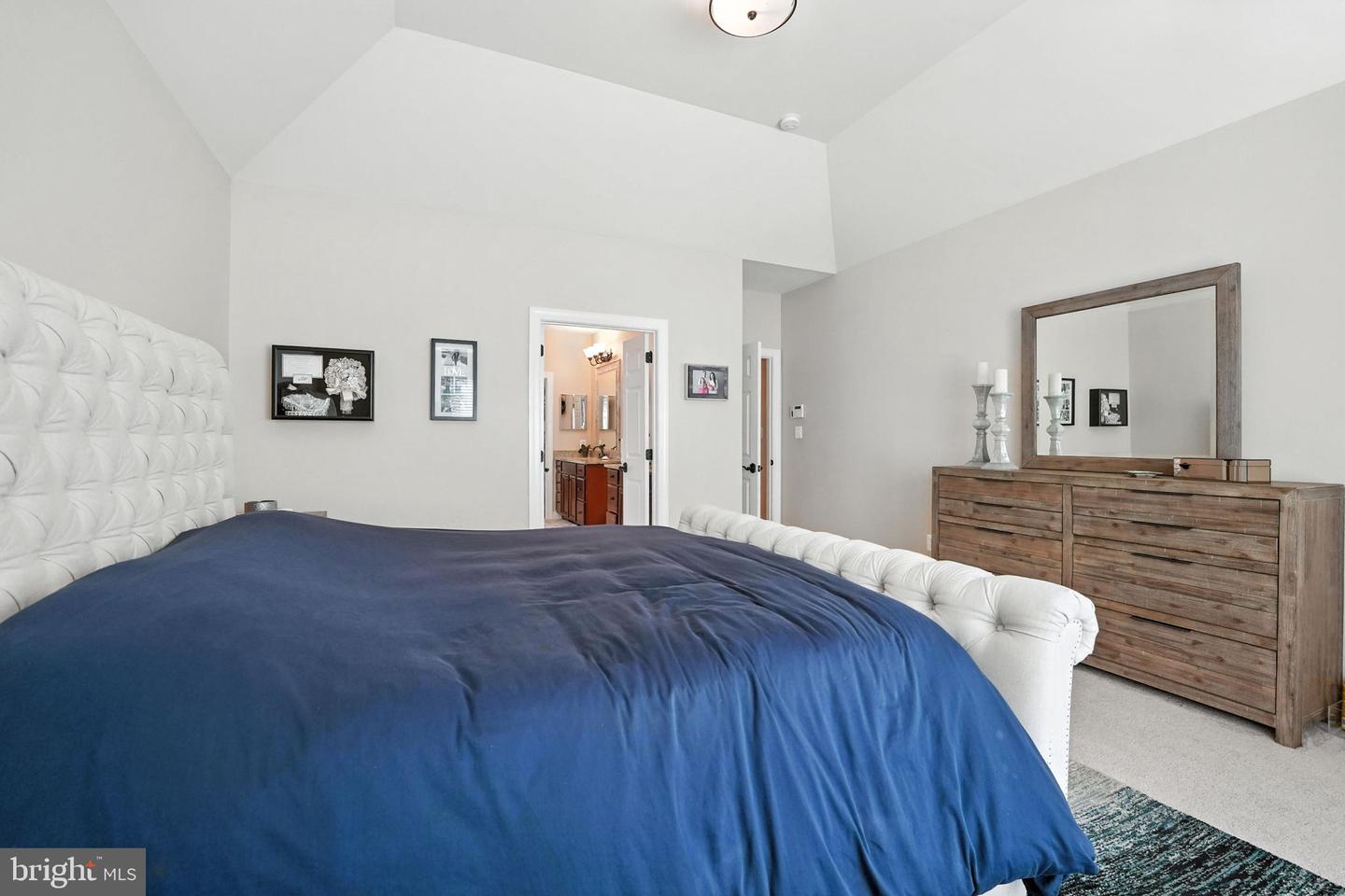 5611 EDGEMONT DR, ALEXANDRIA, Virginia 22310, 6 Bedrooms Bedrooms, ,4 BathroomsBathrooms,Residential,For sale,5611 EDGEMONT DR,VAFX2250464 MLS # VAFX2250464