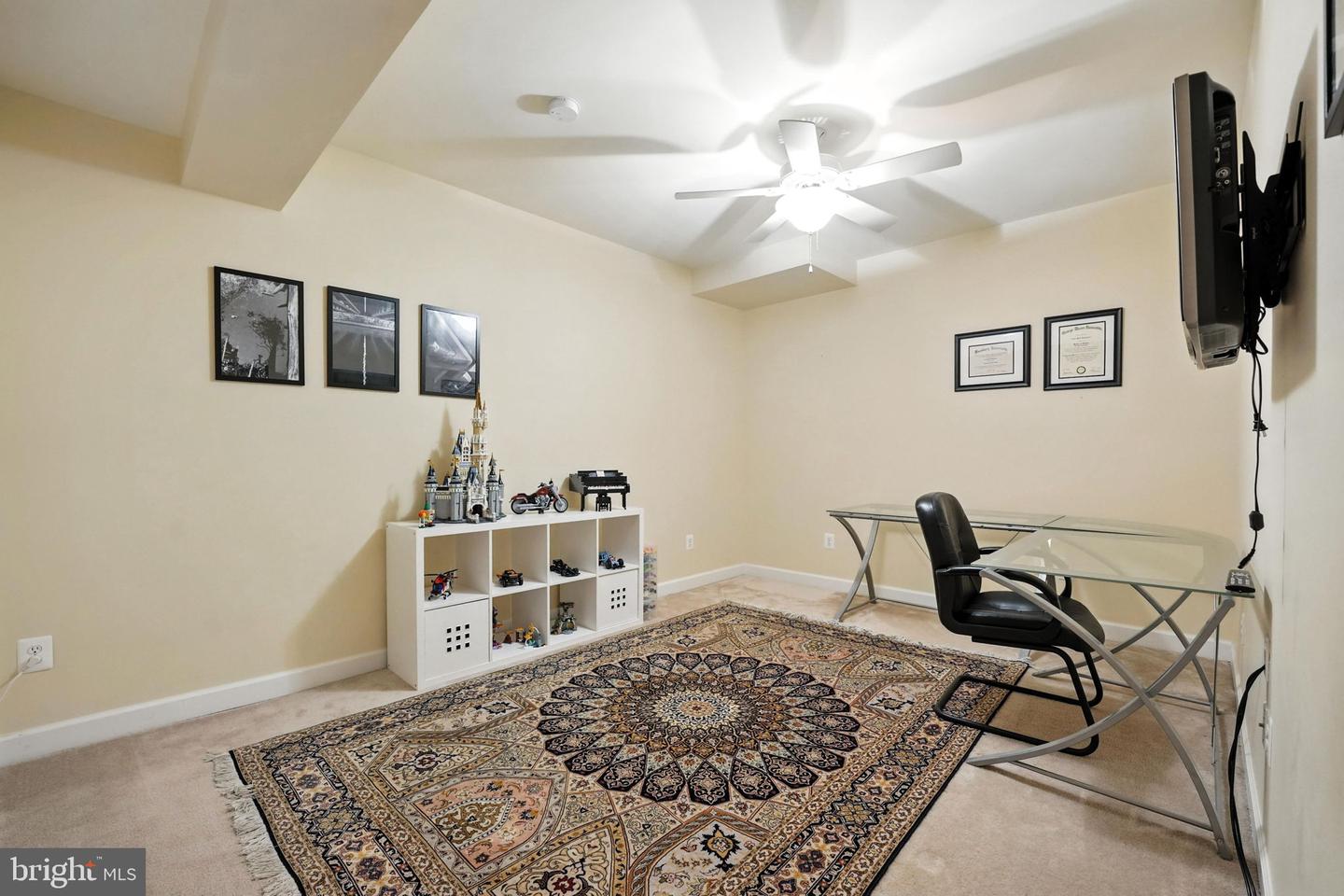 5611 EDGEMONT DR, ALEXANDRIA, Virginia 22310, 6 Bedrooms Bedrooms, ,4 BathroomsBathrooms,Residential,For sale,5611 EDGEMONT DR,VAFX2250464 MLS # VAFX2250464