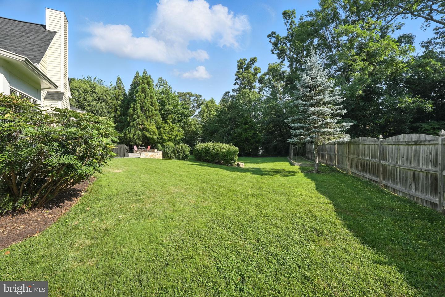 5611 EDGEMONT DR, ALEXANDRIA, Virginia 22310, 6 Bedrooms Bedrooms, ,4 BathroomsBathrooms,Residential,For sale,5611 EDGEMONT DR,VAFX2250464 MLS # VAFX2250464
