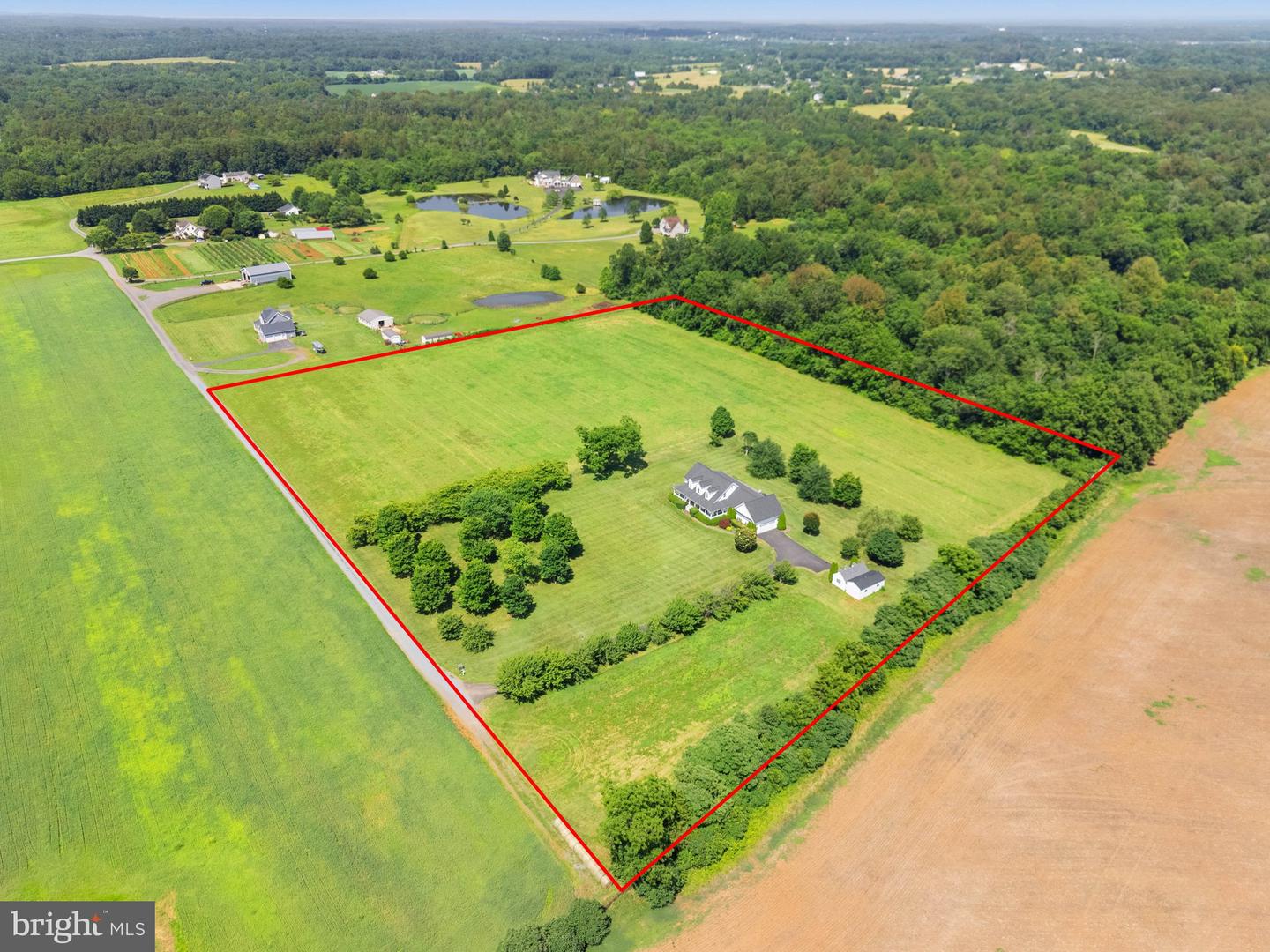 10657 FOX PLANTATION LN, BEALETON, Virginia 22712, 4 Bedrooms Bedrooms, ,4 BathroomsBathrooms,Residential,For sale,10657 FOX PLANTATION LN,VAFQ2017190 MLS # VAFQ2017190