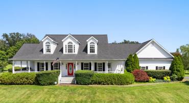 10657 FOX PLANTATION LN, BEALETON, Virginia 22712, 4 Bedrooms Bedrooms, ,4 BathroomsBathrooms,Residential,For sale,10657 FOX PLANTATION LN,VAFQ2017190 MLS # VAFQ2017190