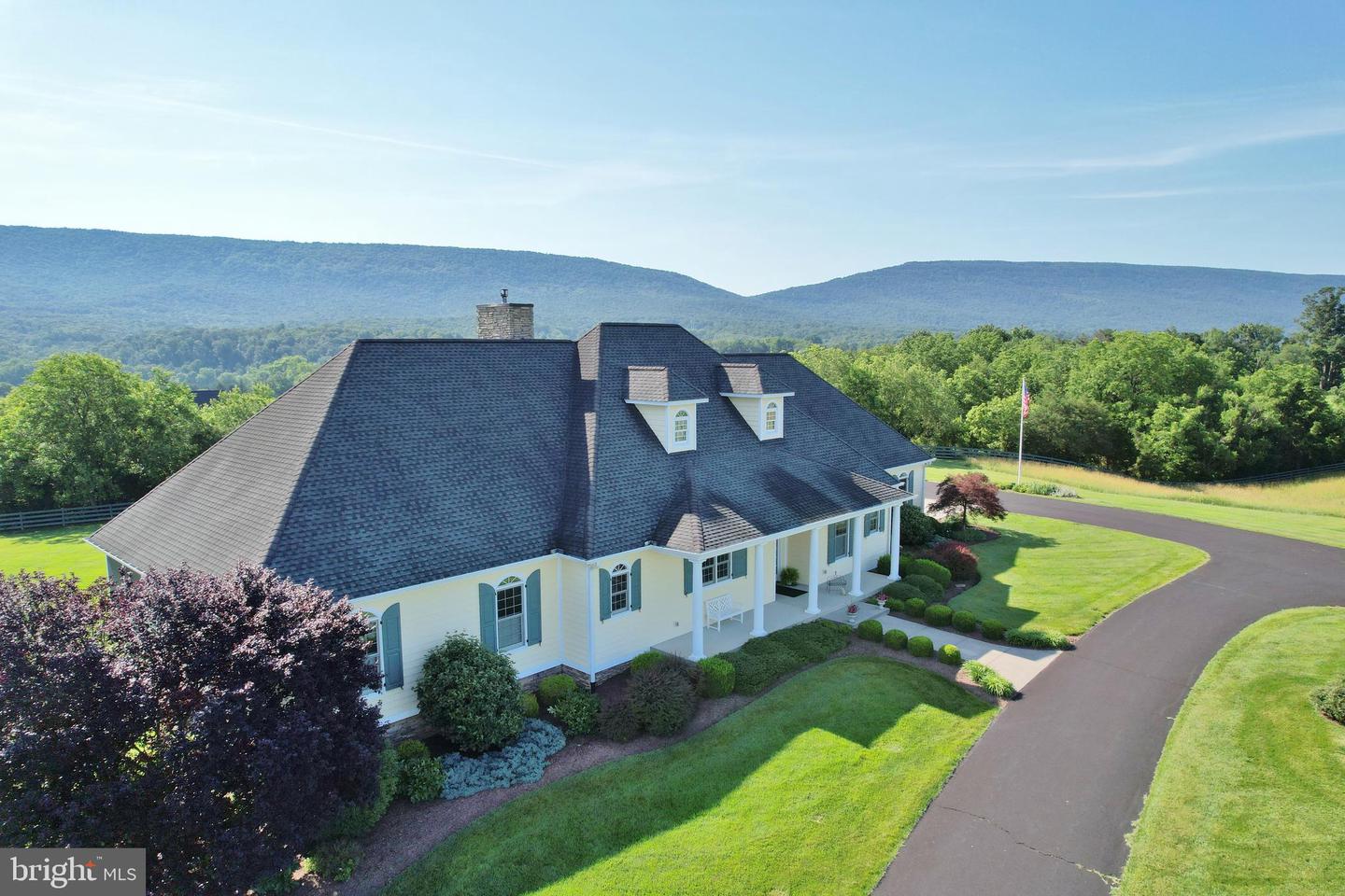 612 CARDINAL RD, NEW MARKET, Virginia 22844, 3 Bedrooms Bedrooms, ,4 BathroomsBathrooms,Residential,For sale,612 CARDINAL RD,VASH2011790 MLS # VASH2011790