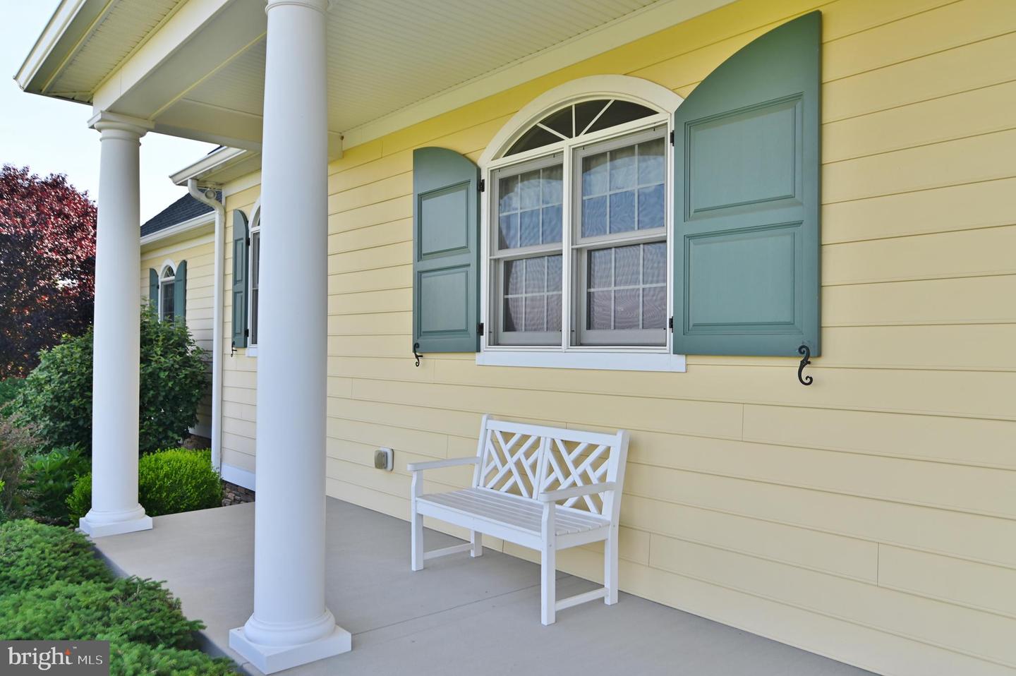 612 CARDINAL RD, NEW MARKET, Virginia 22844, 3 Bedrooms Bedrooms, ,4 BathroomsBathrooms,Residential,For sale,612 CARDINAL RD,VASH2011790 MLS # VASH2011790
