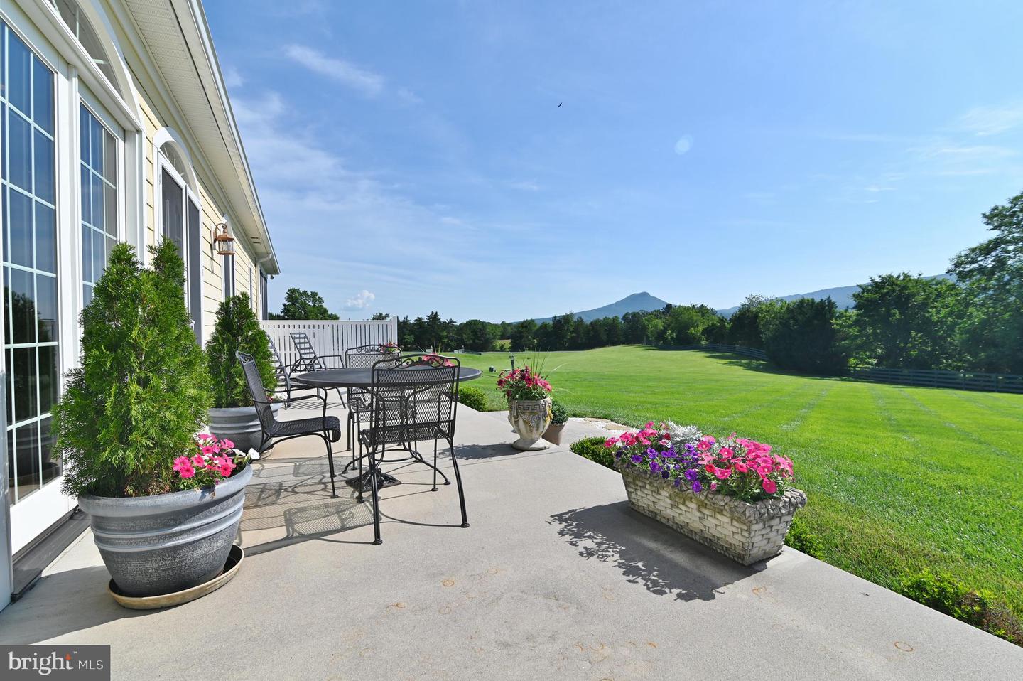 612 CARDINAL RD, NEW MARKET, Virginia 22844, 3 Bedrooms Bedrooms, ,4 BathroomsBathrooms,Residential,For sale,612 CARDINAL RD,VASH2011790 MLS # VASH2011790