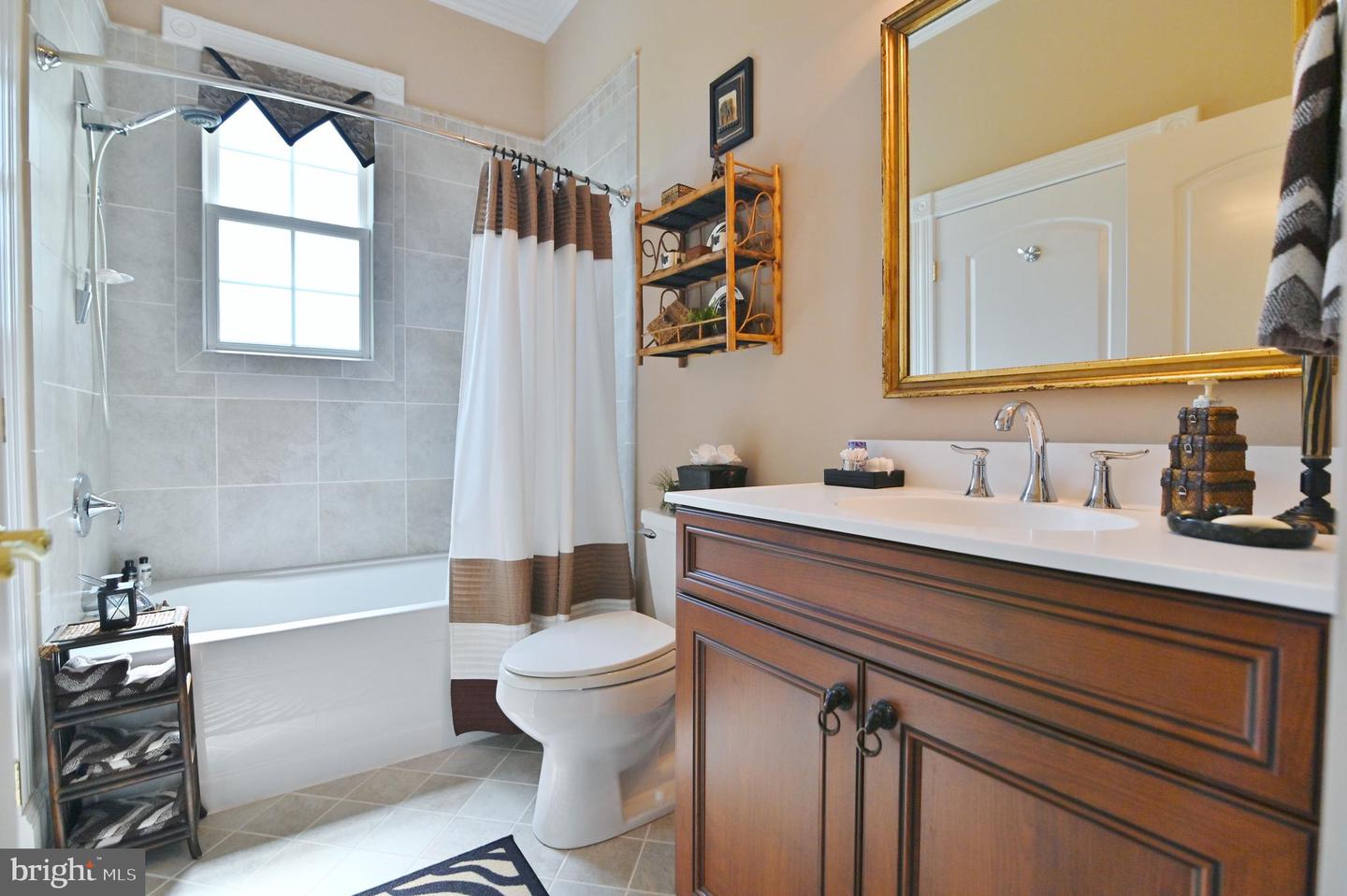 612 CARDINAL RD, NEW MARKET, Virginia 22844, 3 Bedrooms Bedrooms, ,4 BathroomsBathrooms,Residential,For sale,612 CARDINAL RD,VASH2011790 MLS # VASH2011790