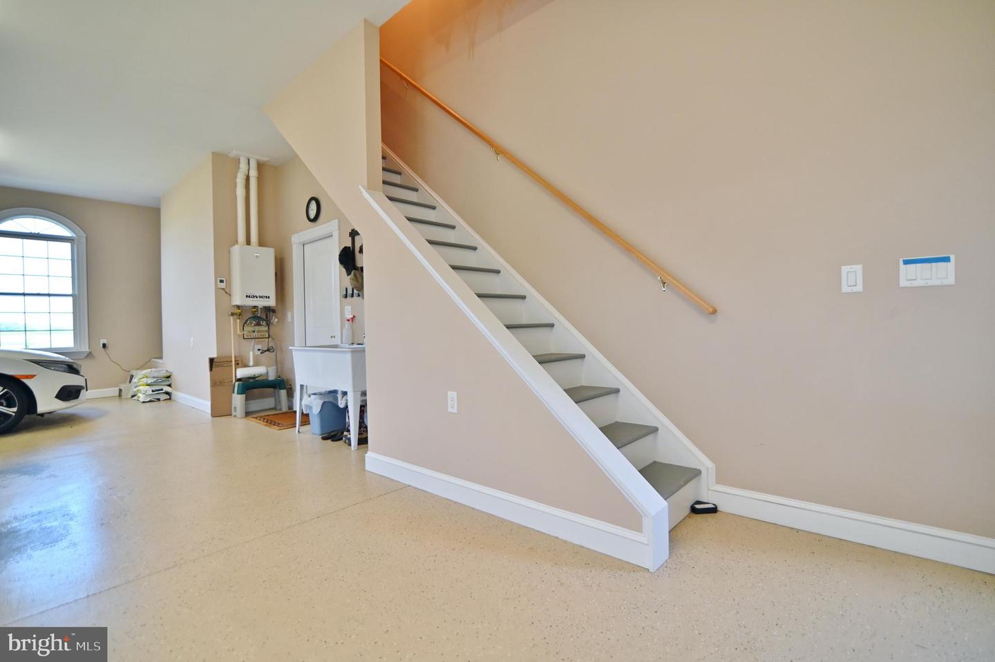 612 CARDINAL RD, NEW MARKET, Virginia 22844, 3 Bedrooms Bedrooms, ,4 BathroomsBathrooms,Residential,For sale,612 CARDINAL RD,VASH2011790 MLS # VASH2011790