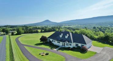 612 CARDINAL RD, NEW MARKET, Virginia 22844, 3 Bedrooms Bedrooms, ,4 BathroomsBathrooms,Residential,For sale,612 CARDINAL RD,VASH2011790 MLS # VASH2011790