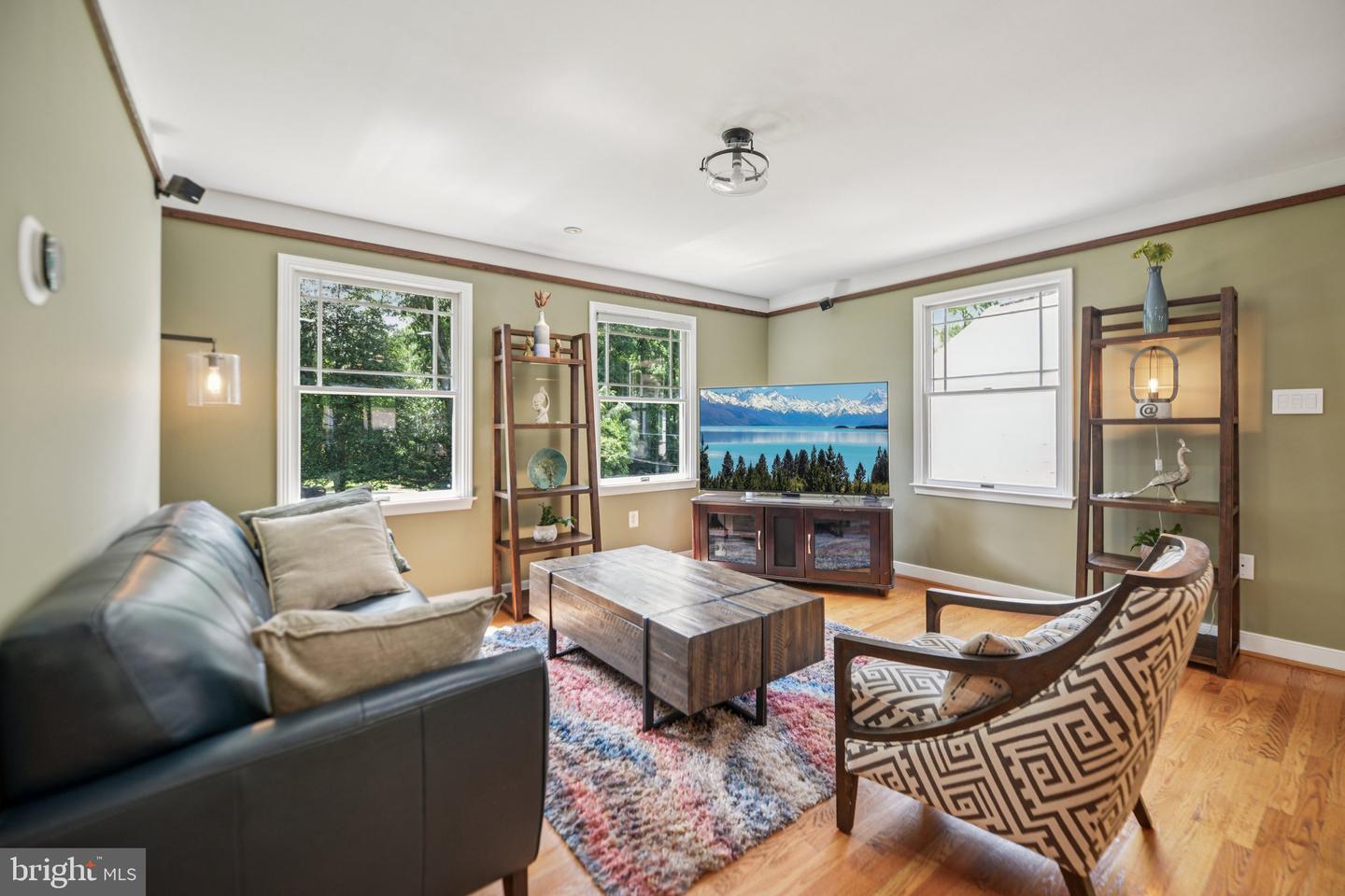 4725 SPRUCE AVE, FAIRFAX, Virginia 22030, 4 Bedrooms Bedrooms, ,4 BathroomsBathrooms,Residential,For sale,4725 SPRUCE AVE,VAFX2250046 MLS # VAFX2250046