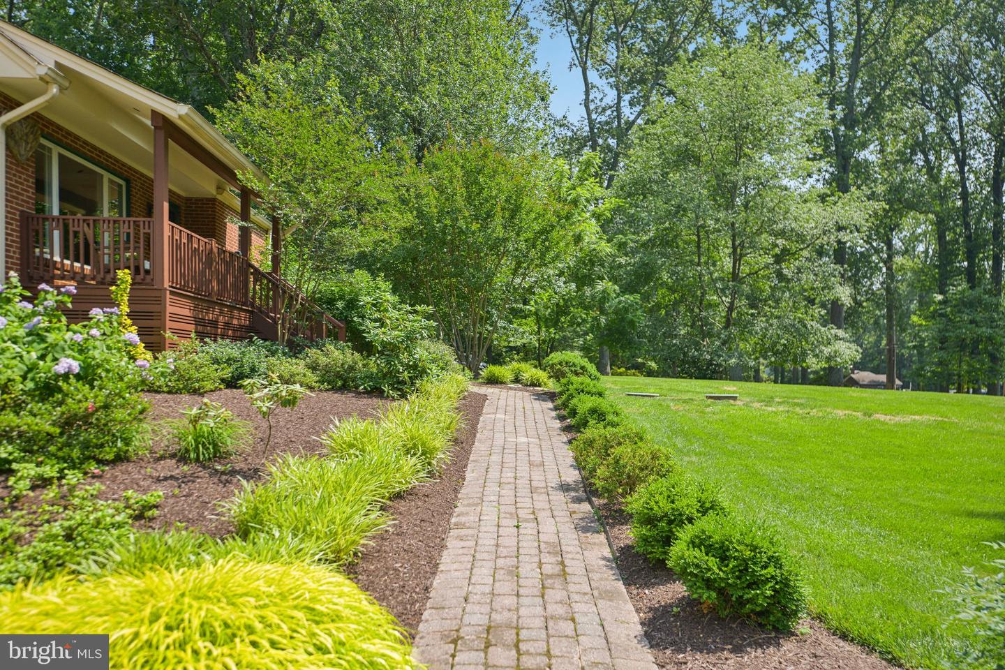 4725 SPRUCE AVE, FAIRFAX, Virginia 22030, 4 Bedrooms Bedrooms, ,4 BathroomsBathrooms,Residential,For sale,4725 SPRUCE AVE,VAFX2250046 MLS # VAFX2250046