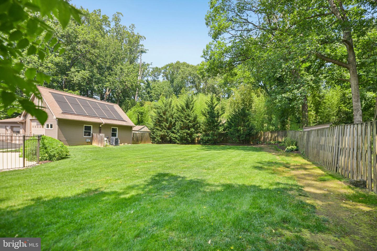 4725 SPRUCE AVE, FAIRFAX, Virginia 22030, 4 Bedrooms Bedrooms, ,4 BathroomsBathrooms,Residential,For sale,4725 SPRUCE AVE,VAFX2250046 MLS # VAFX2250046