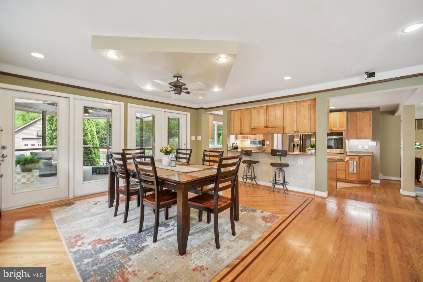 4725 SPRUCE AVE, FAIRFAX, Virginia 22030, 4 Bedrooms Bedrooms, ,4 BathroomsBathrooms,Residential,For sale,4725 SPRUCE AVE,VAFX2250046 MLS # VAFX2250046