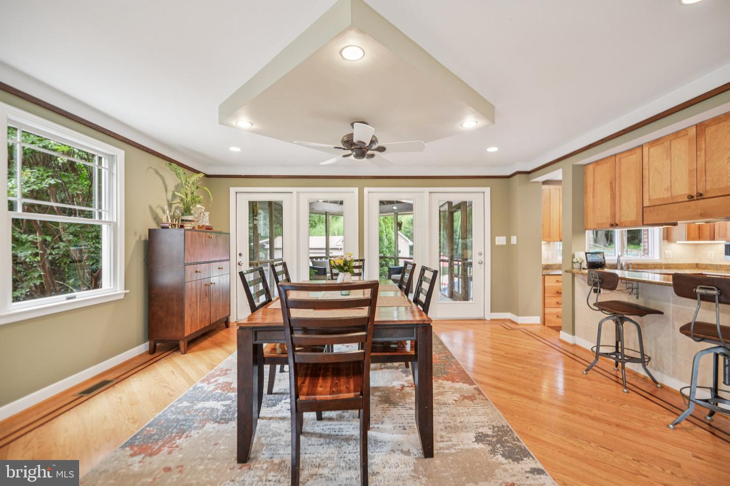 4725 SPRUCE AVE, FAIRFAX, Virginia 22030, 4 Bedrooms Bedrooms, ,4 BathroomsBathrooms,Residential,For sale,4725 SPRUCE AVE,VAFX2250046 MLS # VAFX2250046