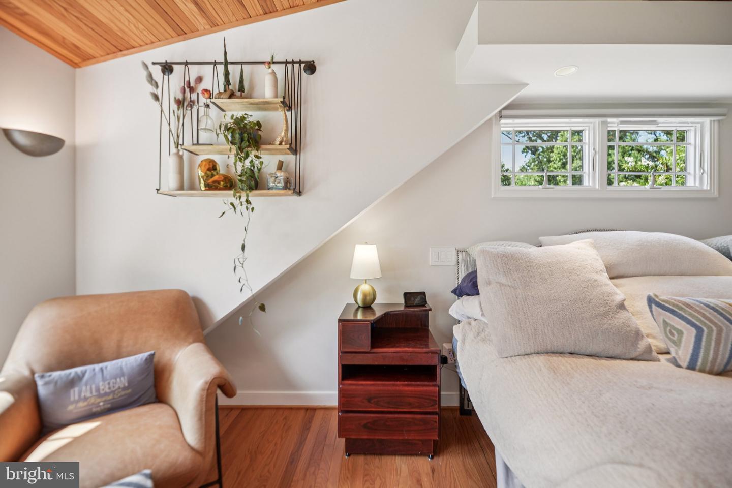 4725 SPRUCE AVE, FAIRFAX, Virginia 22030, 4 Bedrooms Bedrooms, ,4 BathroomsBathrooms,Residential,For sale,4725 SPRUCE AVE,VAFX2250046 MLS # VAFX2250046