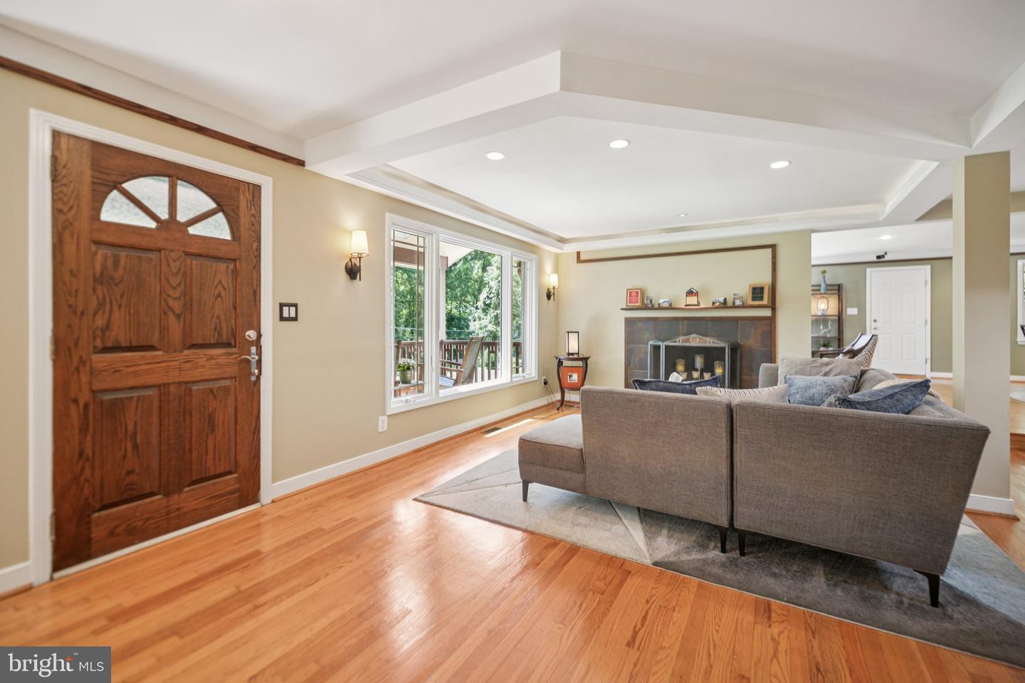 4725 SPRUCE AVE, FAIRFAX, Virginia 22030, 4 Bedrooms Bedrooms, ,4 BathroomsBathrooms,Residential,For sale,4725 SPRUCE AVE,VAFX2250046 MLS # VAFX2250046