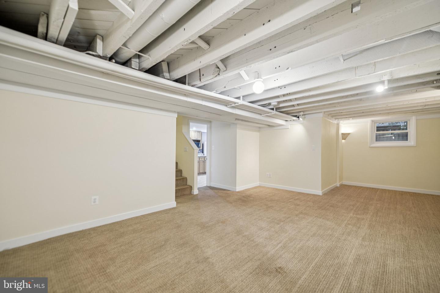 4725 SPRUCE AVE, FAIRFAX, Virginia 22030, 4 Bedrooms Bedrooms, ,4 BathroomsBathrooms,Residential,For sale,4725 SPRUCE AVE,VAFX2250046 MLS # VAFX2250046