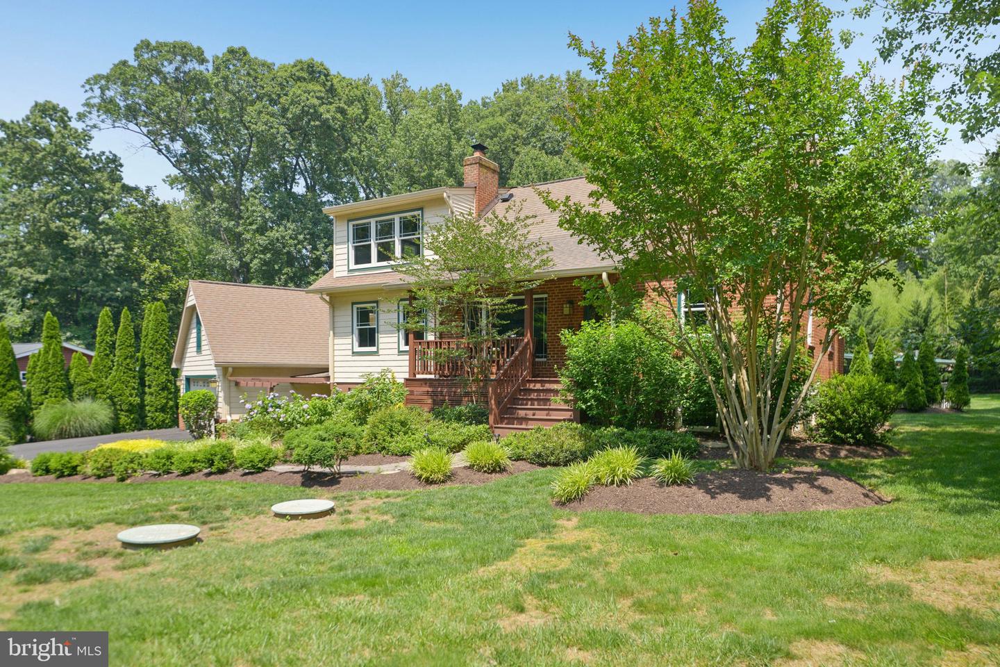 4725 SPRUCE AVE, FAIRFAX, Virginia 22030, 4 Bedrooms Bedrooms, ,4 BathroomsBathrooms,Residential,For sale,4725 SPRUCE AVE,VAFX2250046 MLS # VAFX2250046